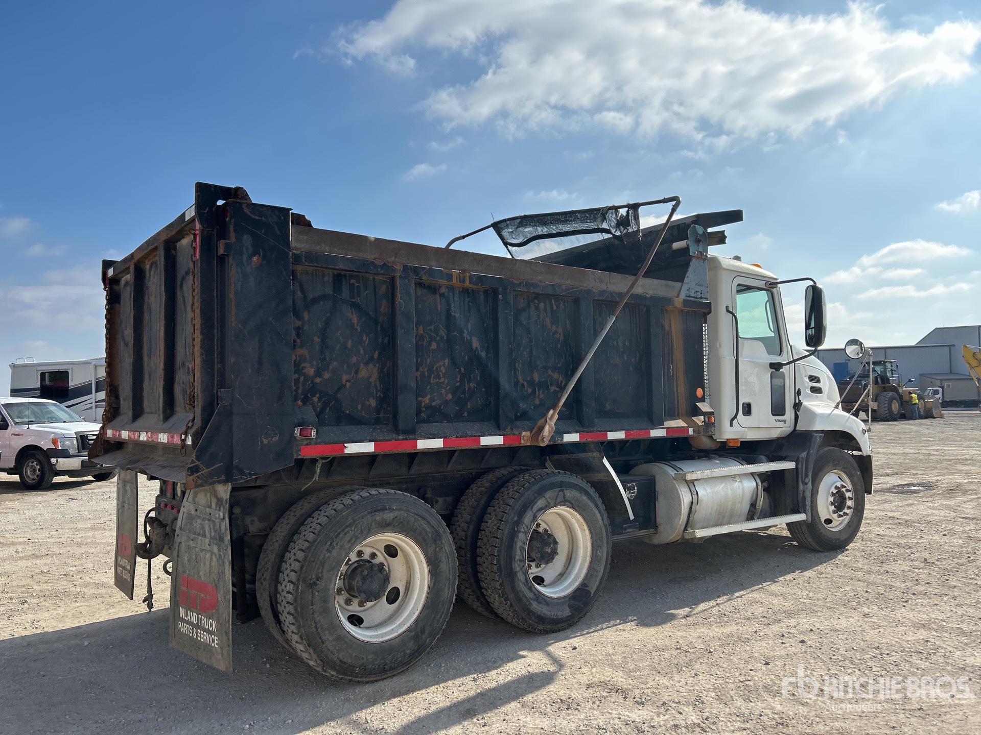 Aspect général with Image, coin arrière droit