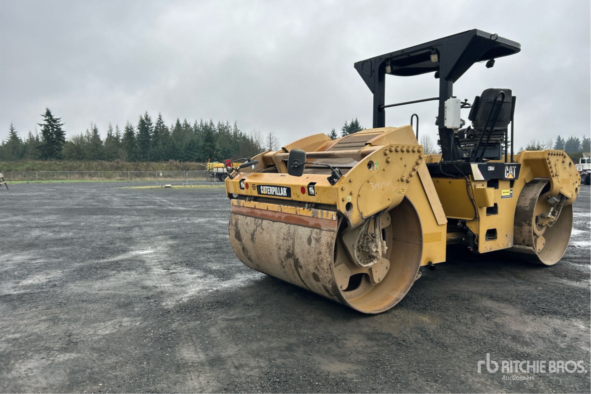 General Appearance with Picture, Right Rear Corner