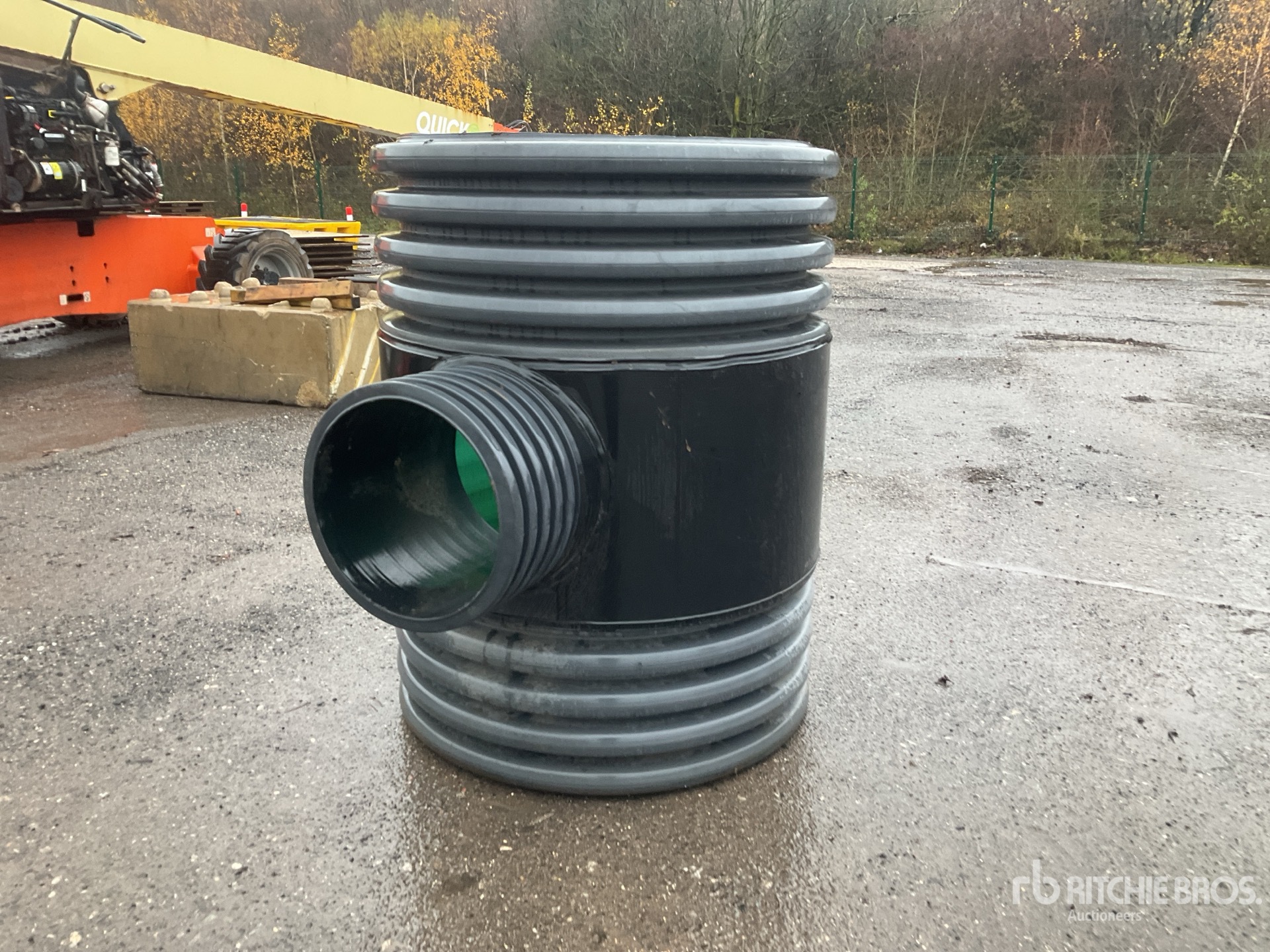 Aspect général with Image, coin arrière gauche