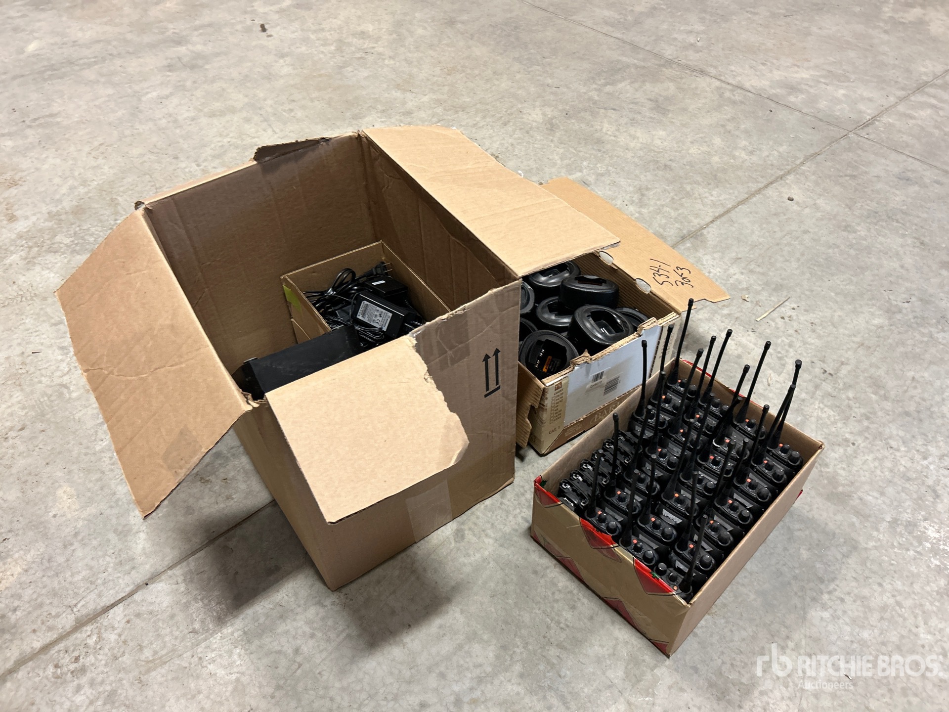 Aspect général with Image, coin arrière droit