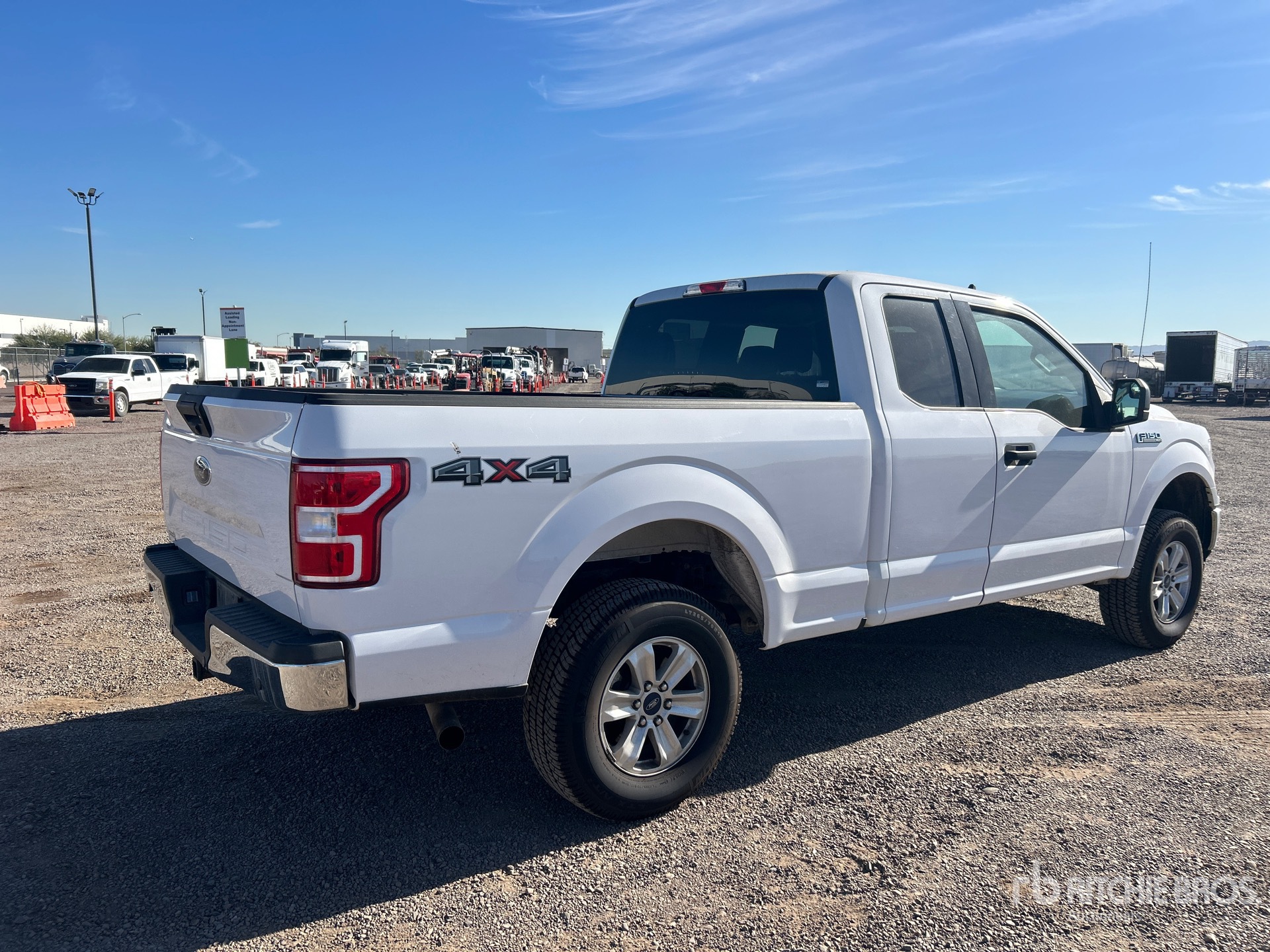 General Appearance with Imagen: esquina trasera derecha