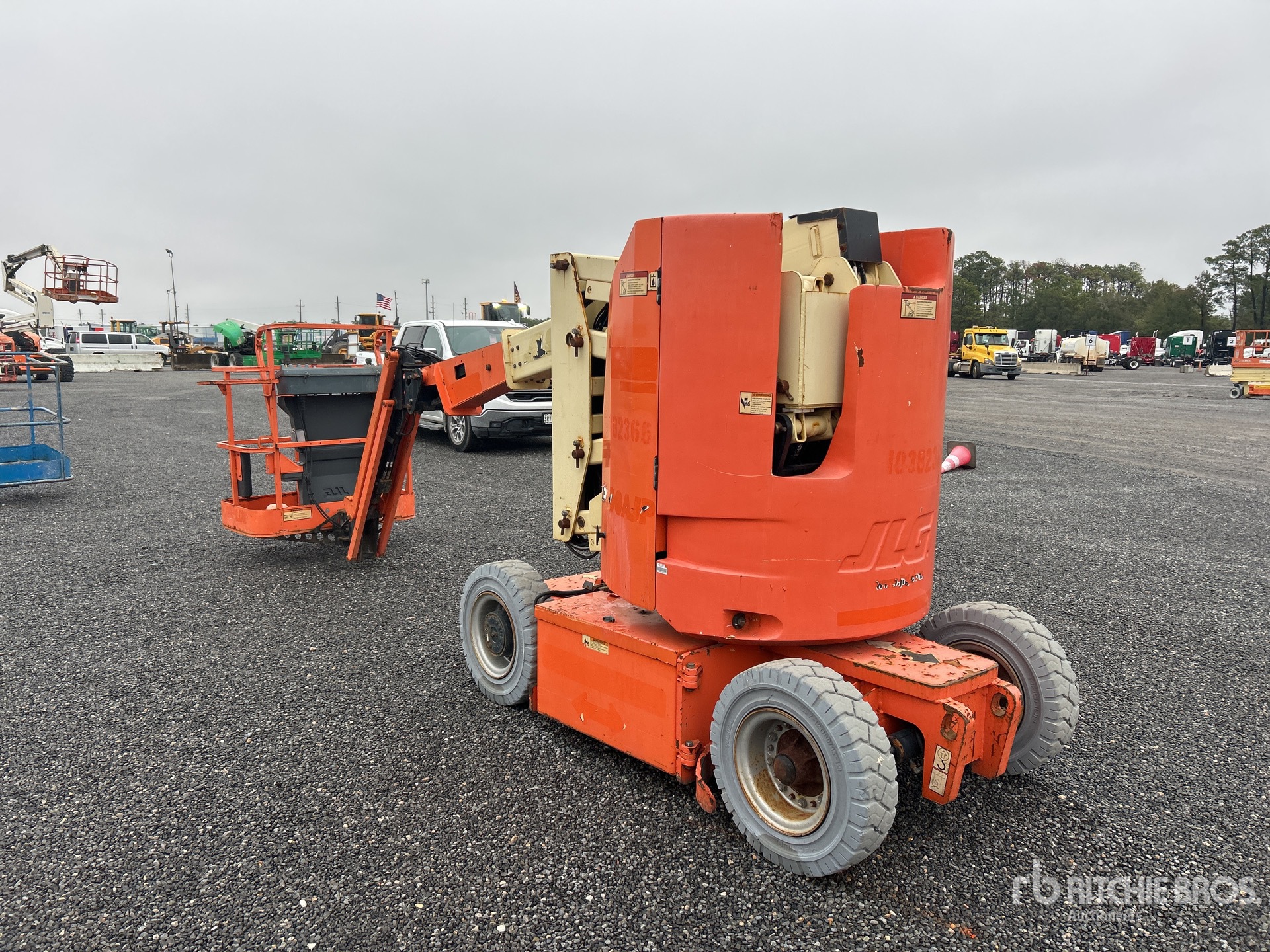 General Appearance with Picture, Left Rear Corner