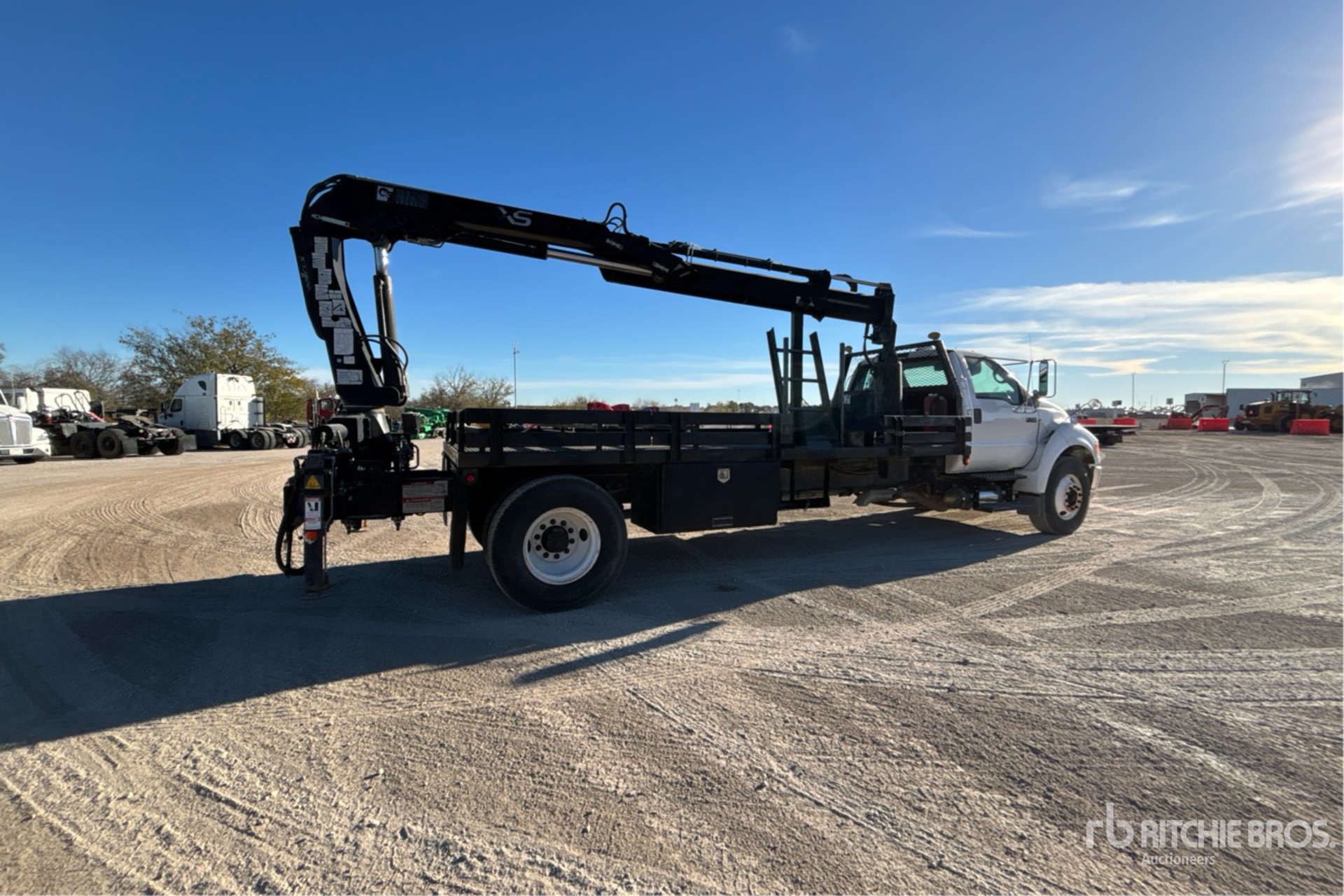 General Appearance with Imagen: esquina trasera derecha