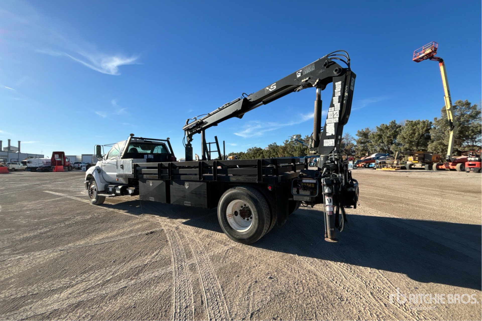 General Appearance with Imagen: esquina trasera izquierda