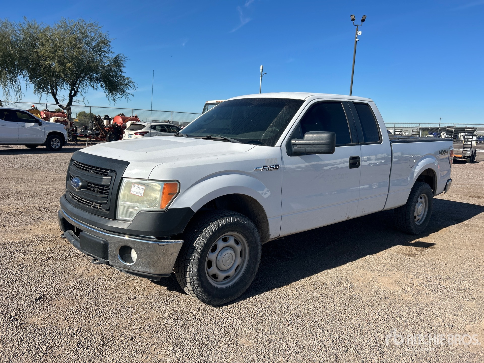 General Appearance with Picture, Left Front Corner