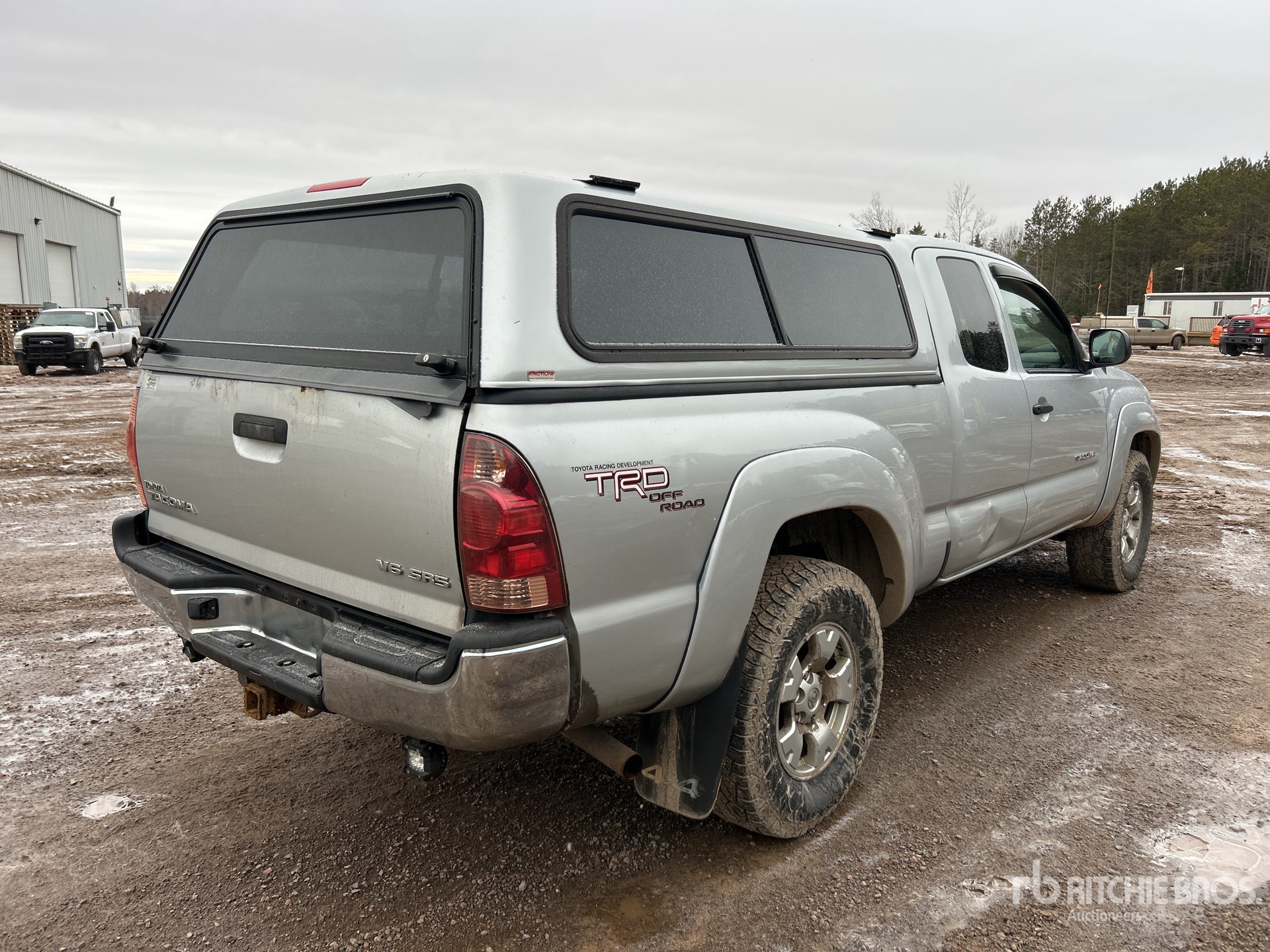 General Appearance with Picture, Right Rear Corner