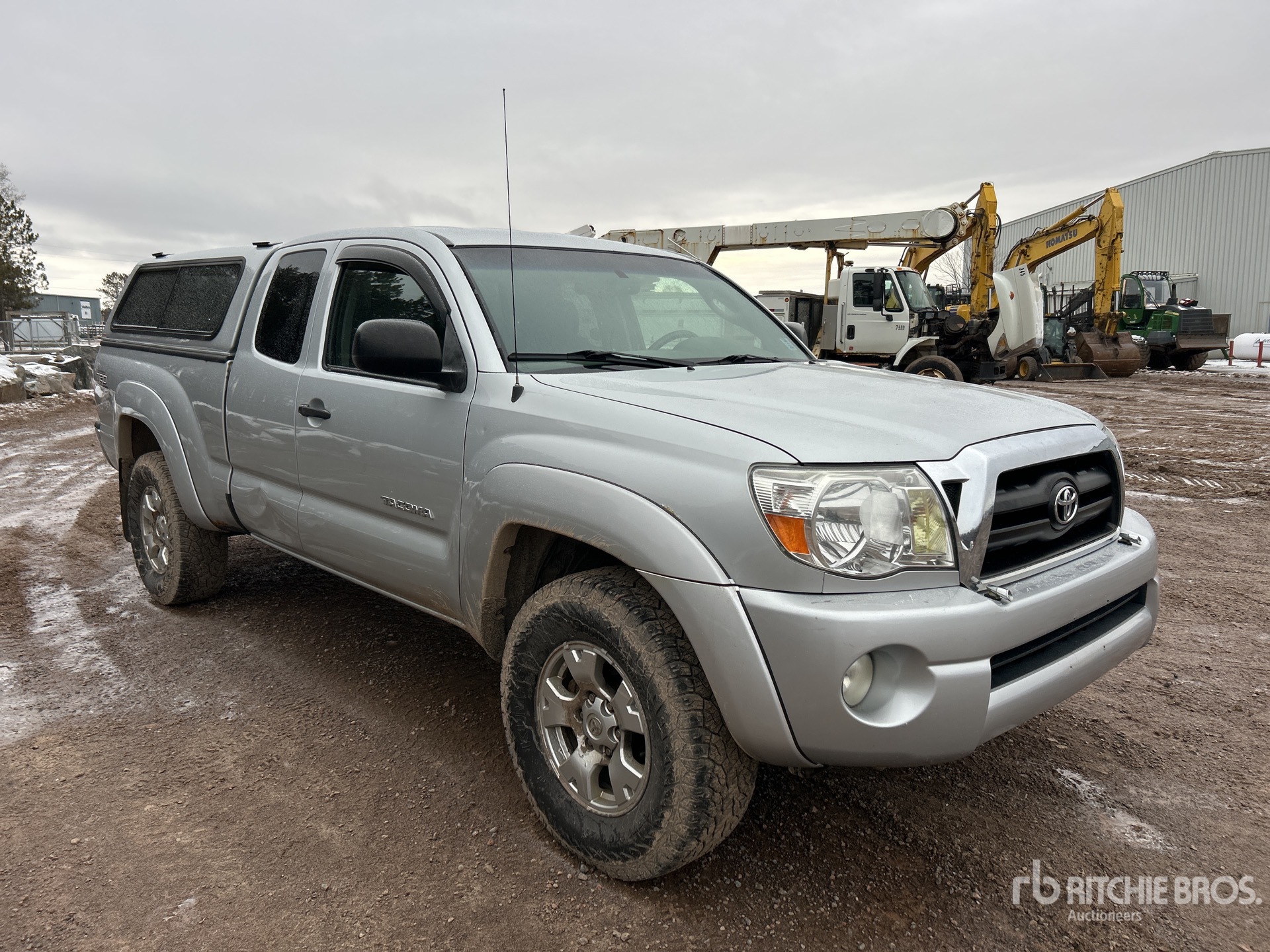 General Appearance with Picture, Right Front Corner