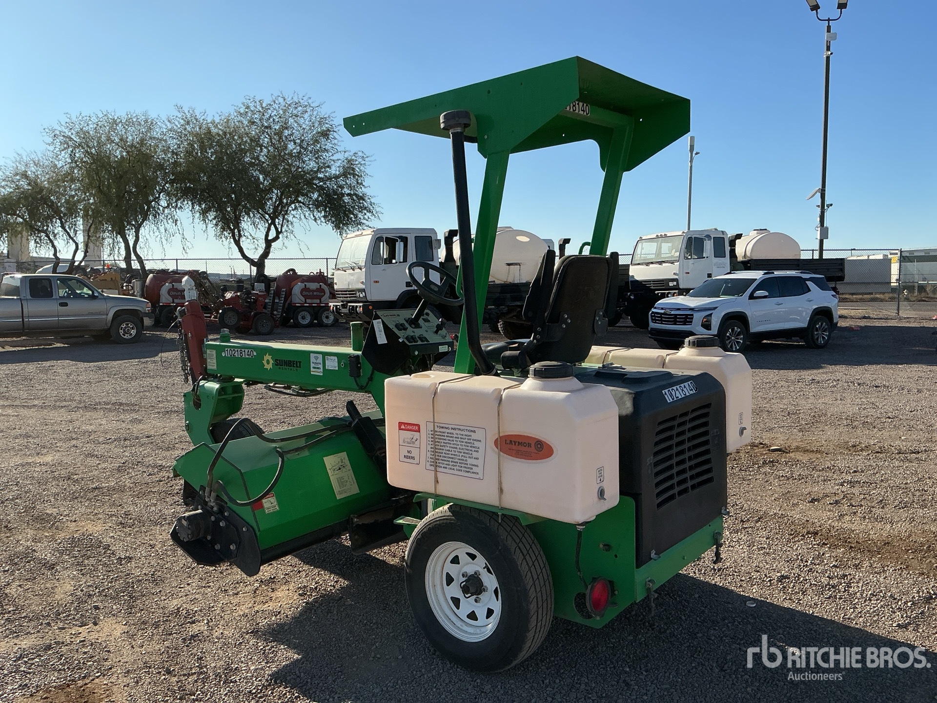 General Appearance with Bild, Ecke hinten links