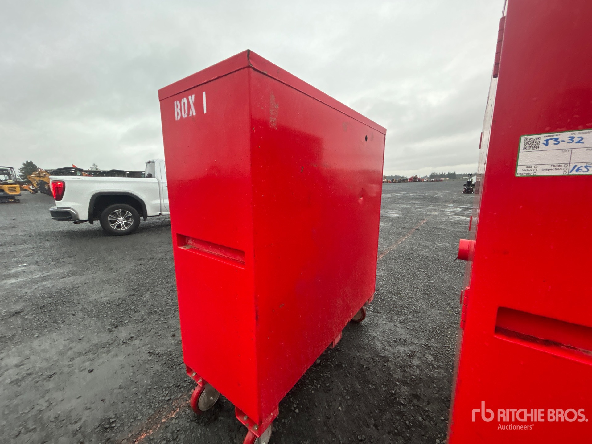 General Appearance with Picture, Left Rear Corner