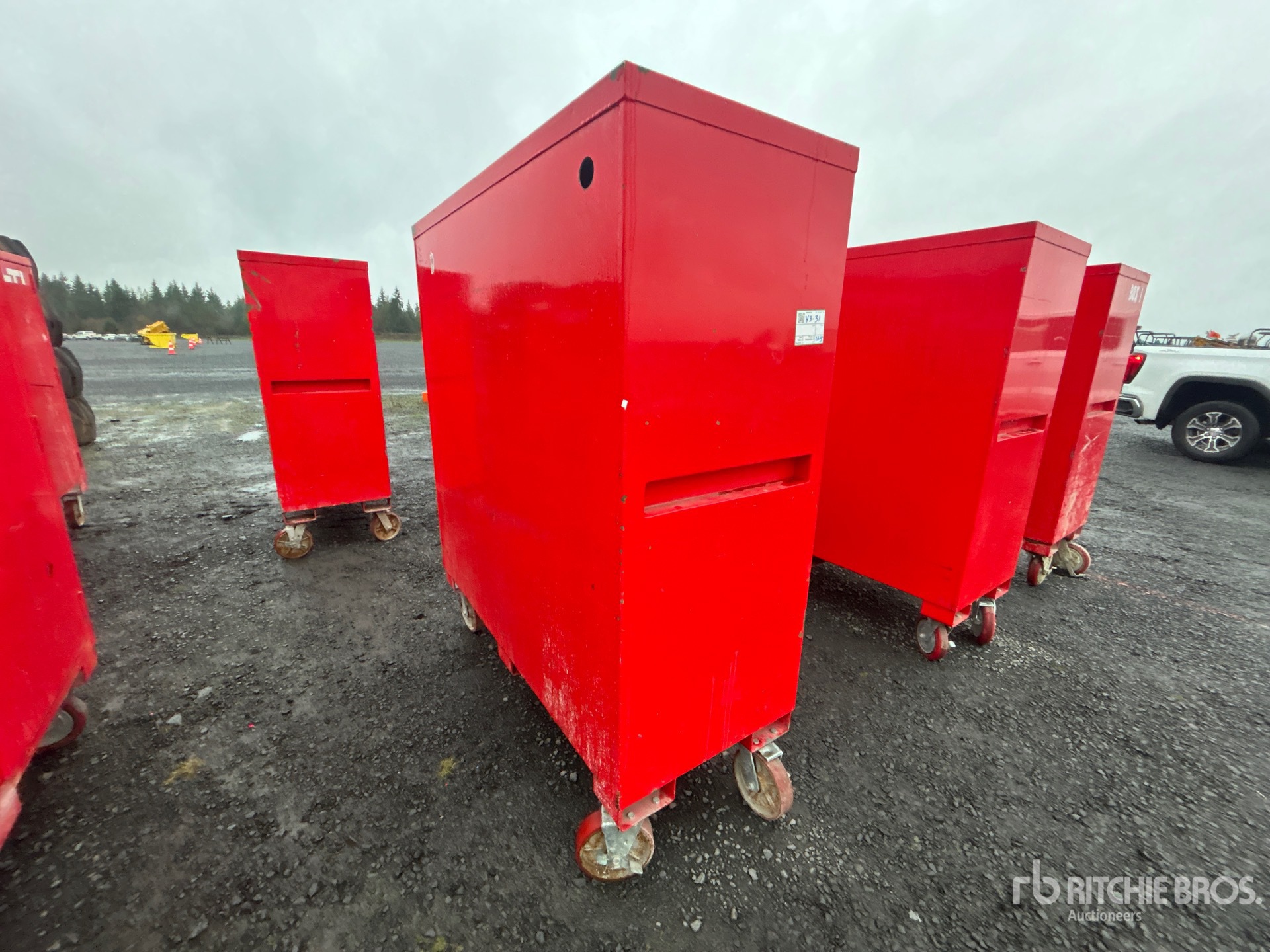 General Appearance with Picture, Right Rear Corner