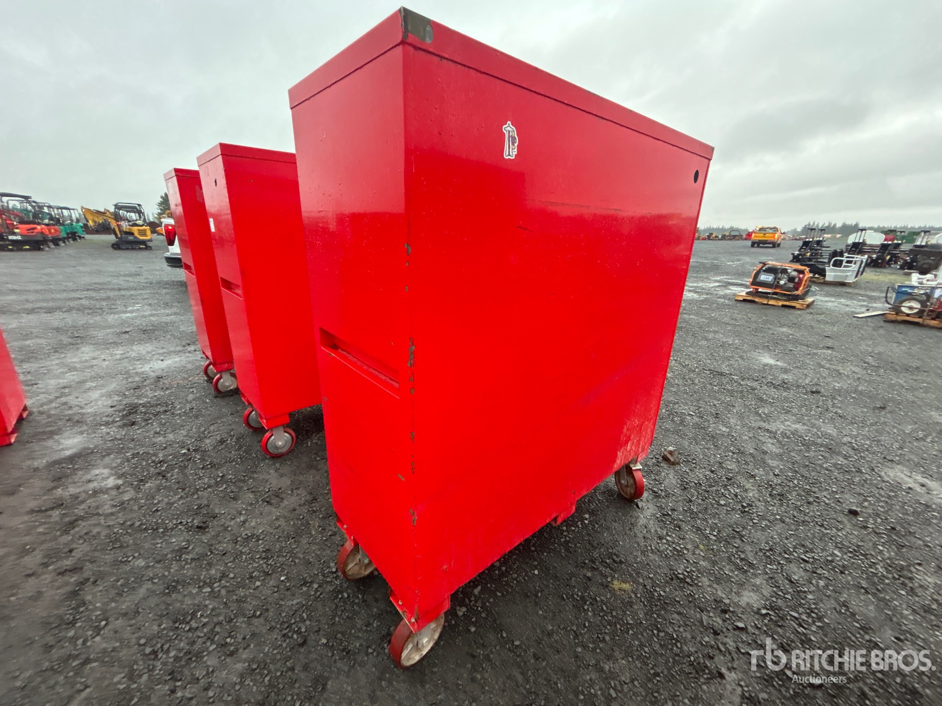 General Appearance with Picture, Left Rear Corner