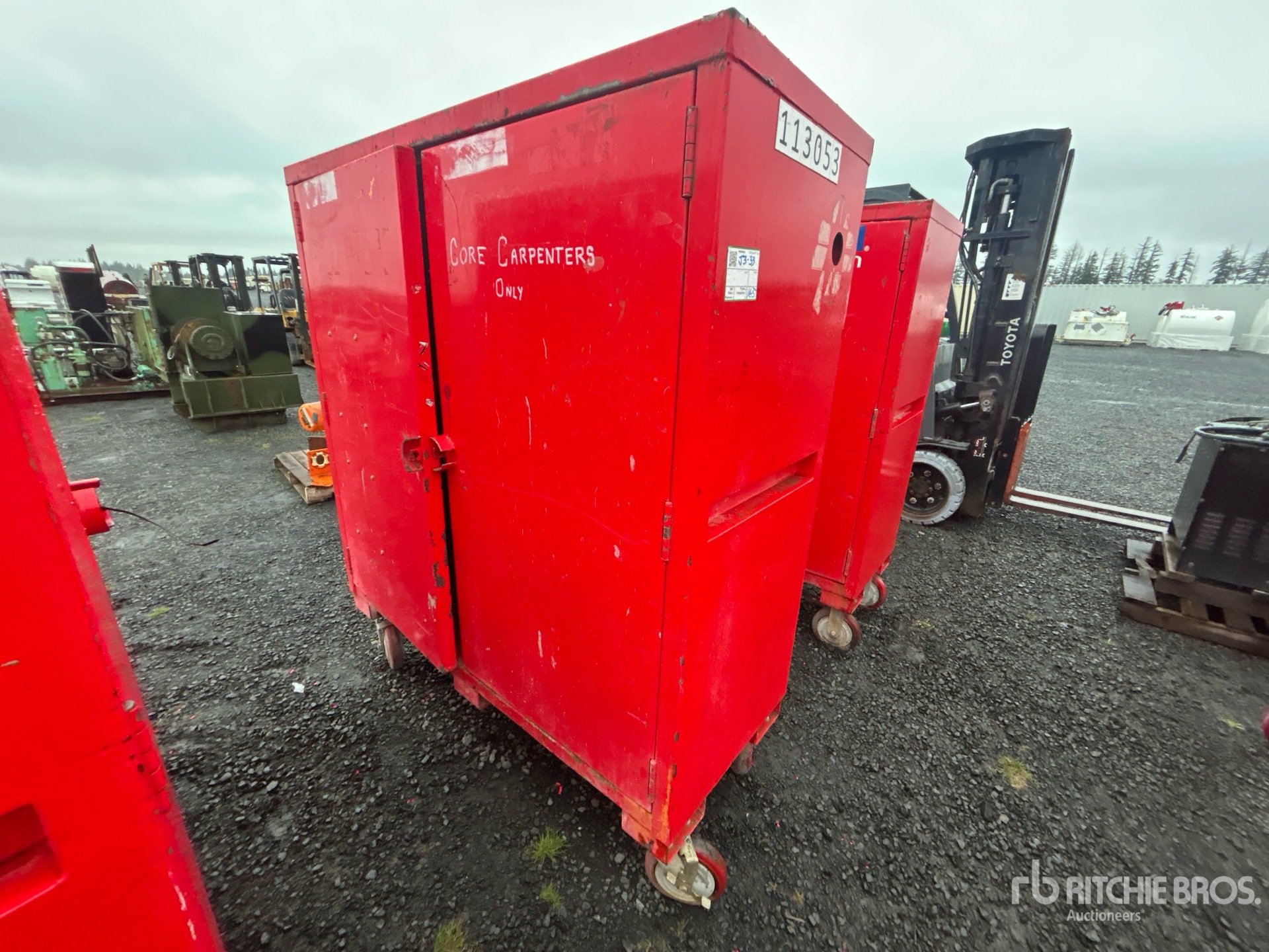 General Appearance with Picture, Left Front Corner