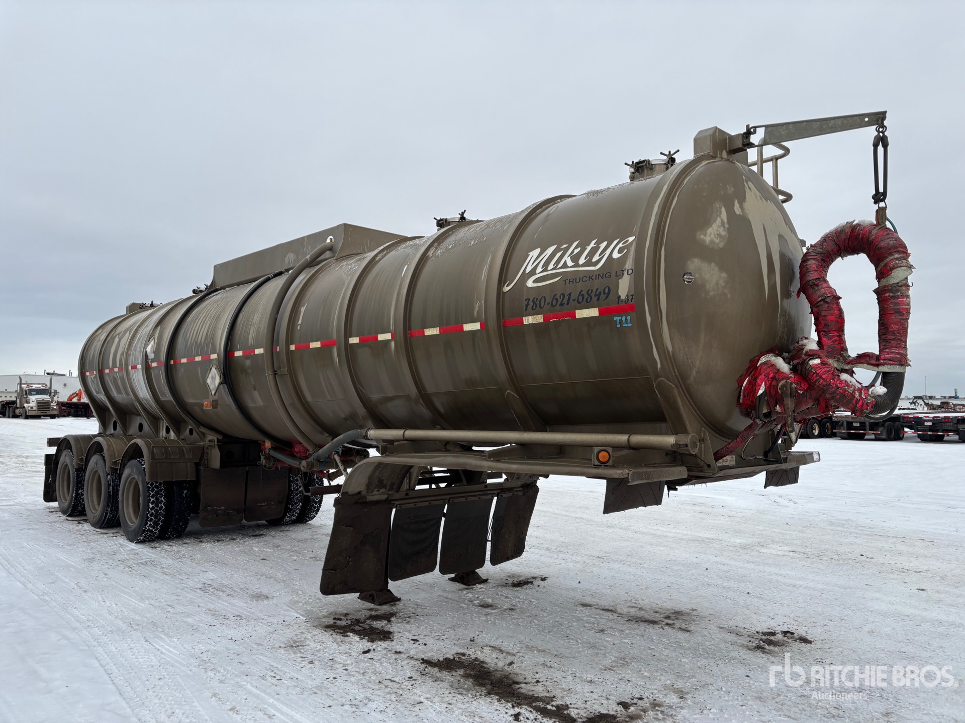 General Appearance with Bild, Ecke vorne rechts
