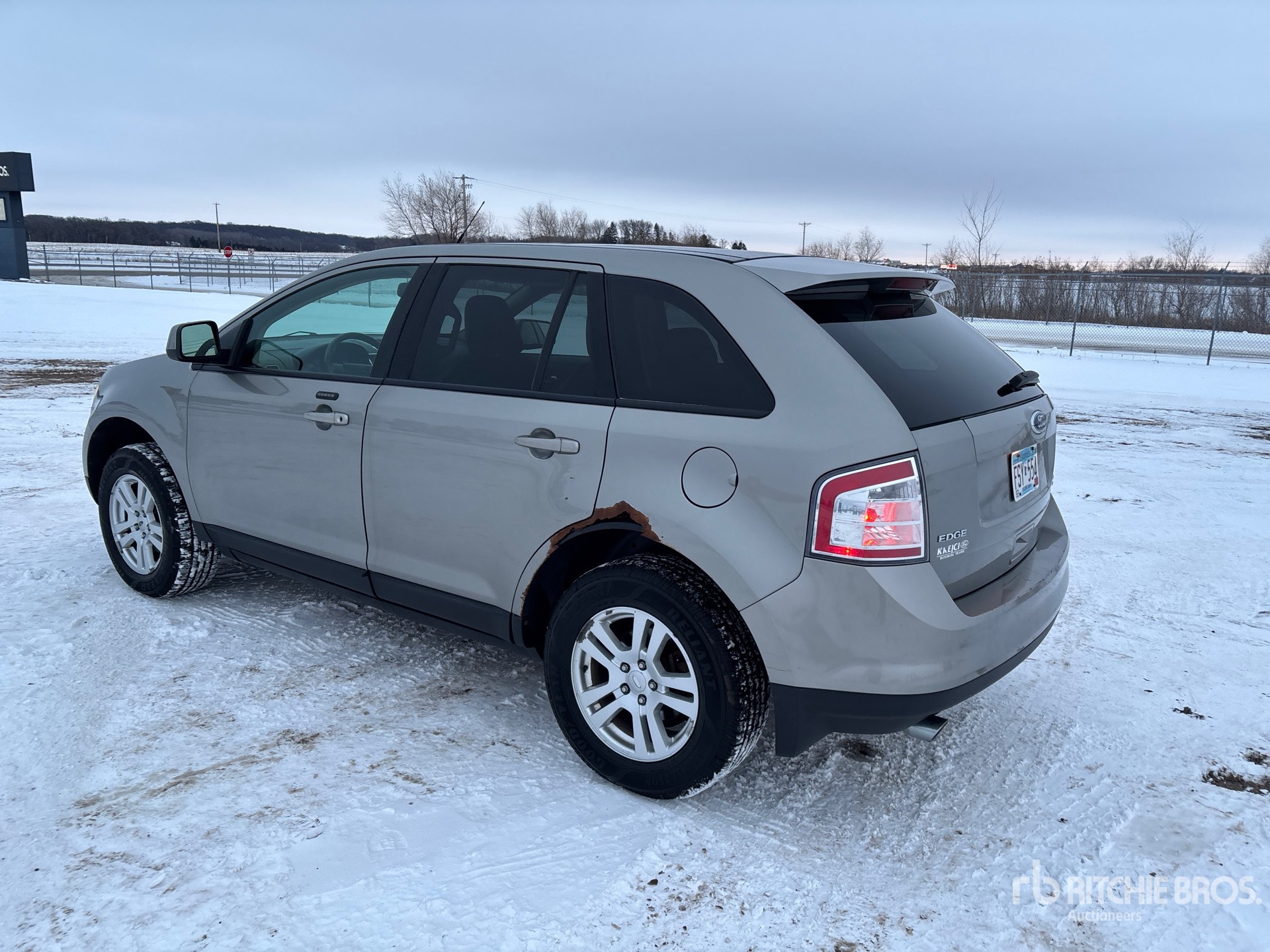 General Appearance with Picture, Left Rear Corner