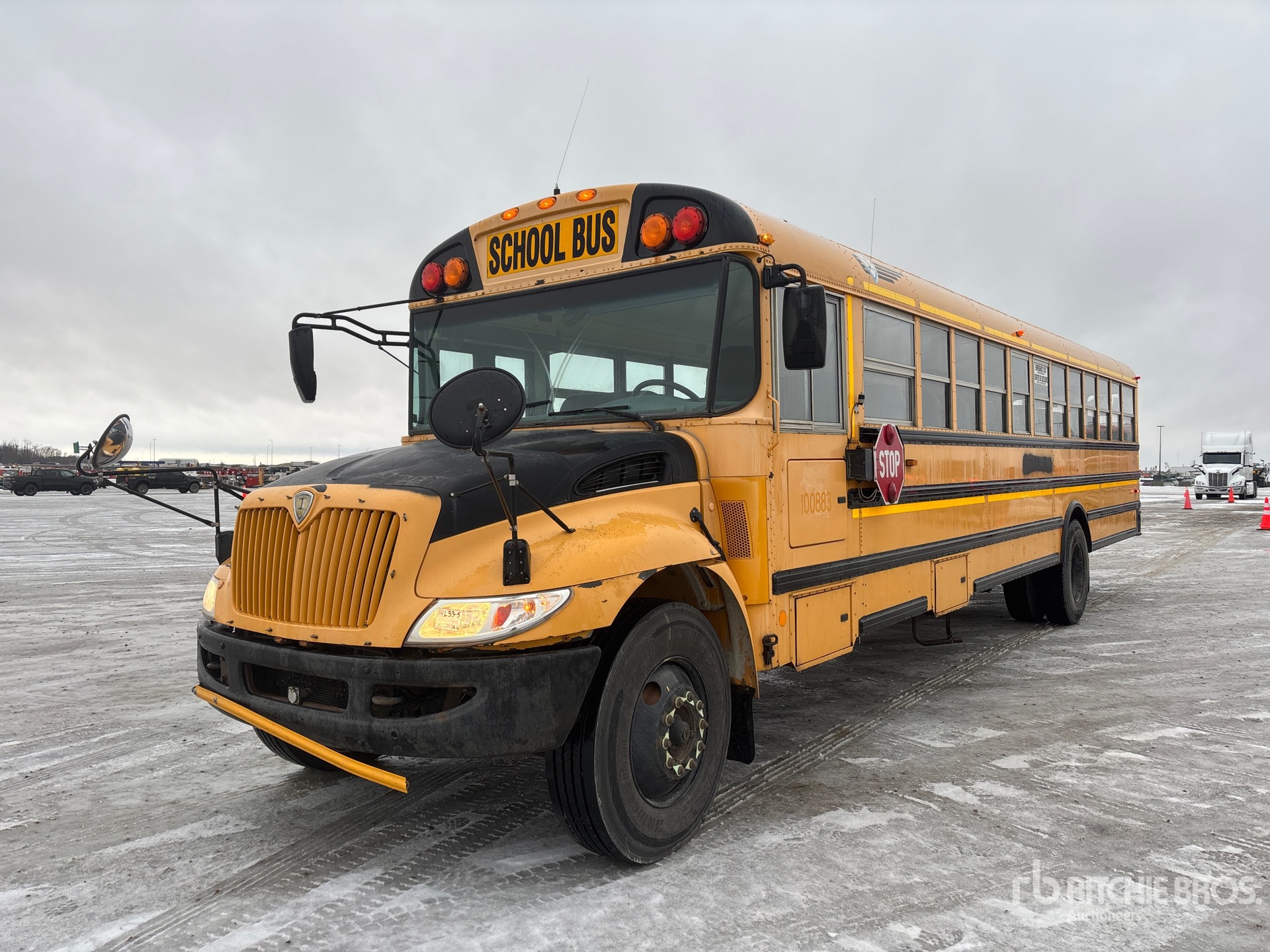 General Appearance with Image, coin avant gauche