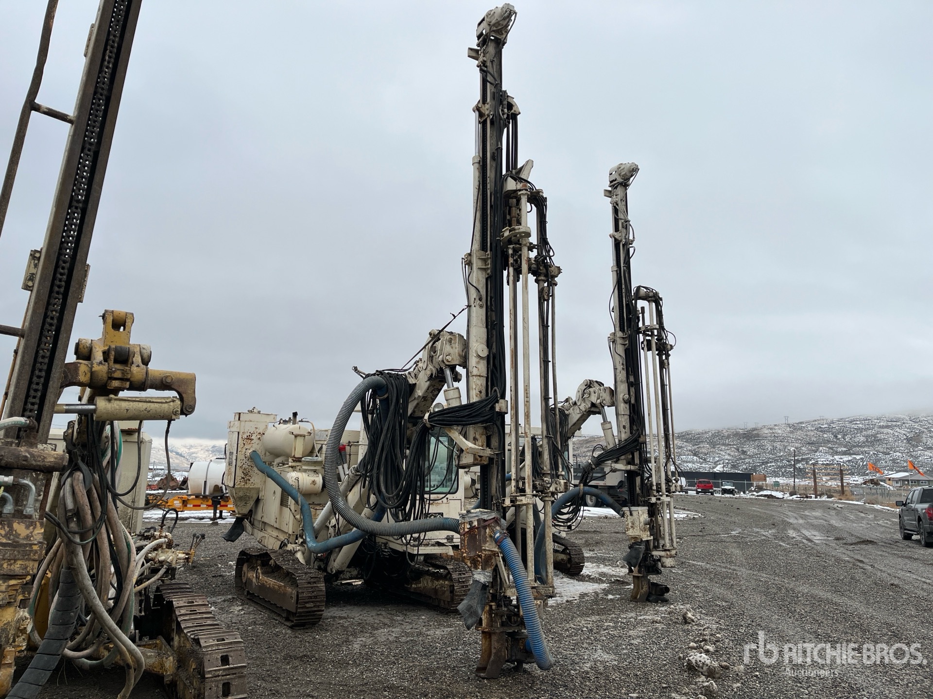 General Appearance with Bild, Ecke vorne rechts