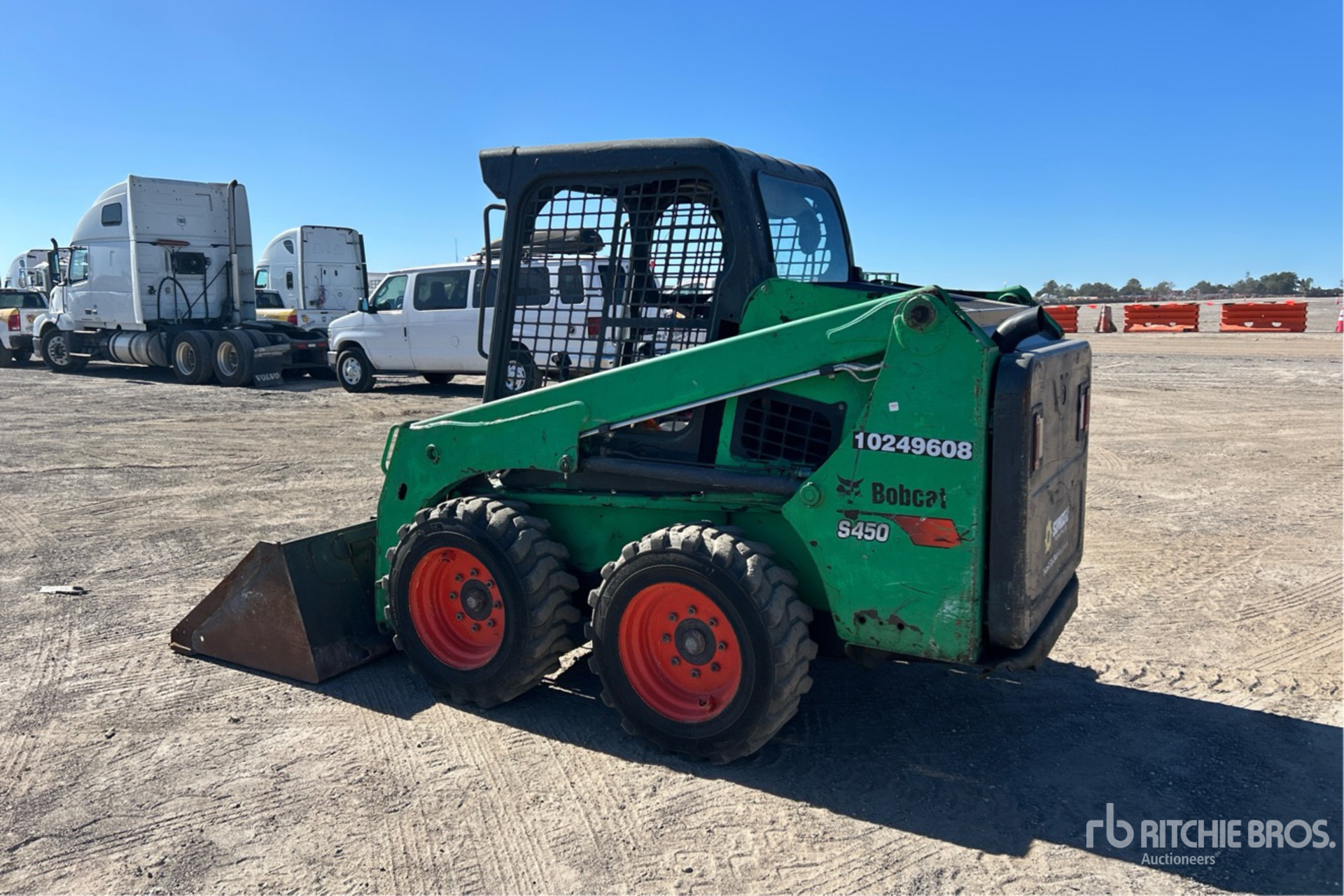 General Appearance with Picture, Left Rear Corner