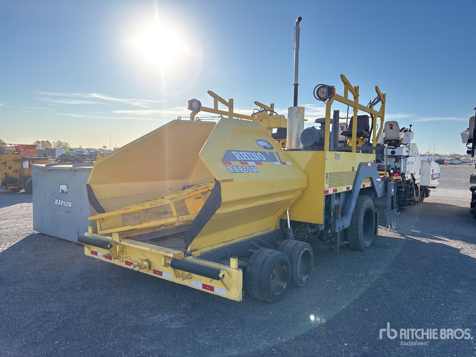 General Appearance with Featured Photo