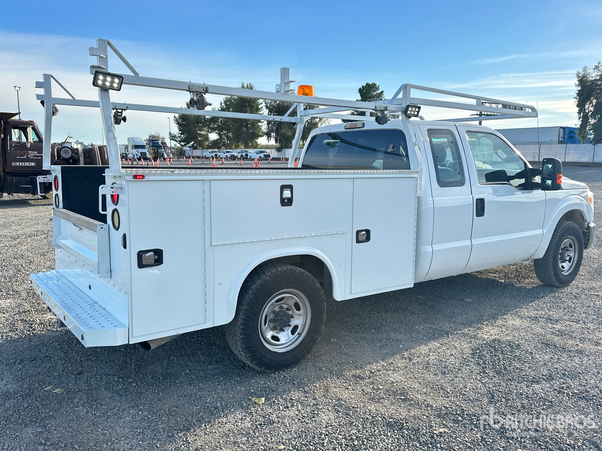 General Appearance with Bild, Ecke hinten rechts