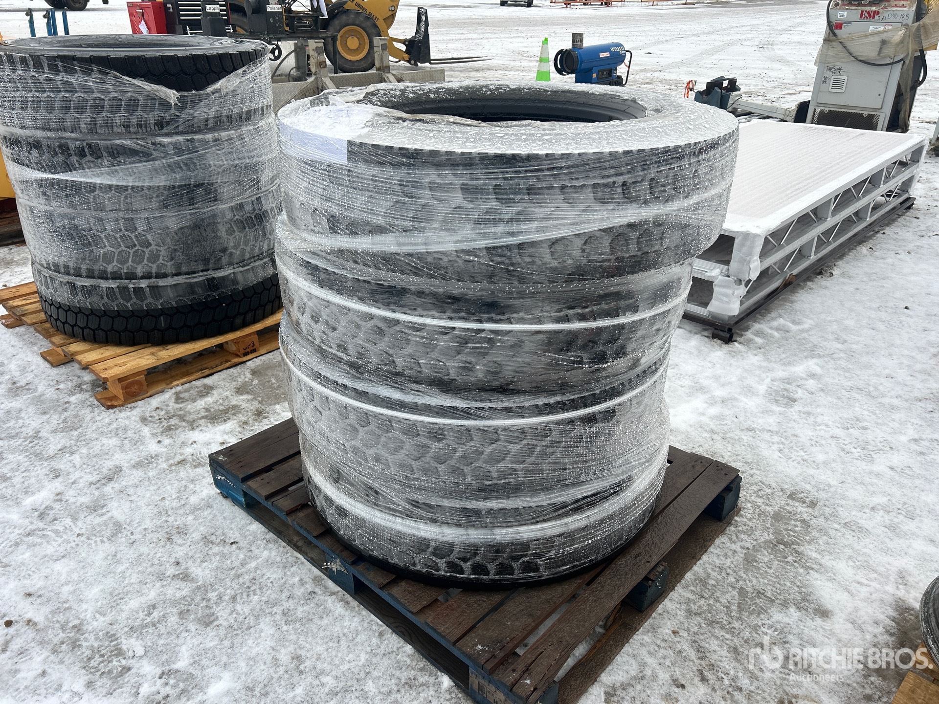 General Appearance with Bild, Ecke hinten links