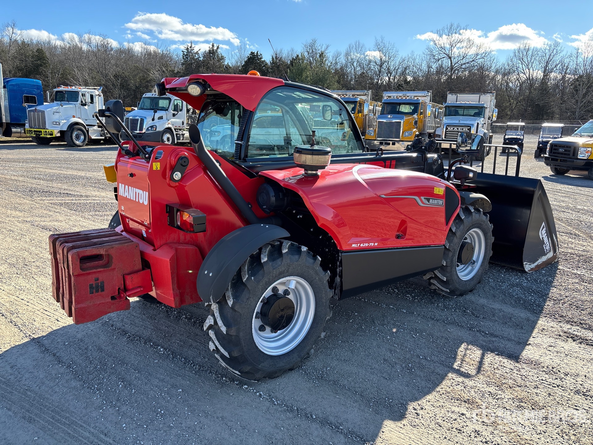 General Appearance with Picture, Right Rear Corner