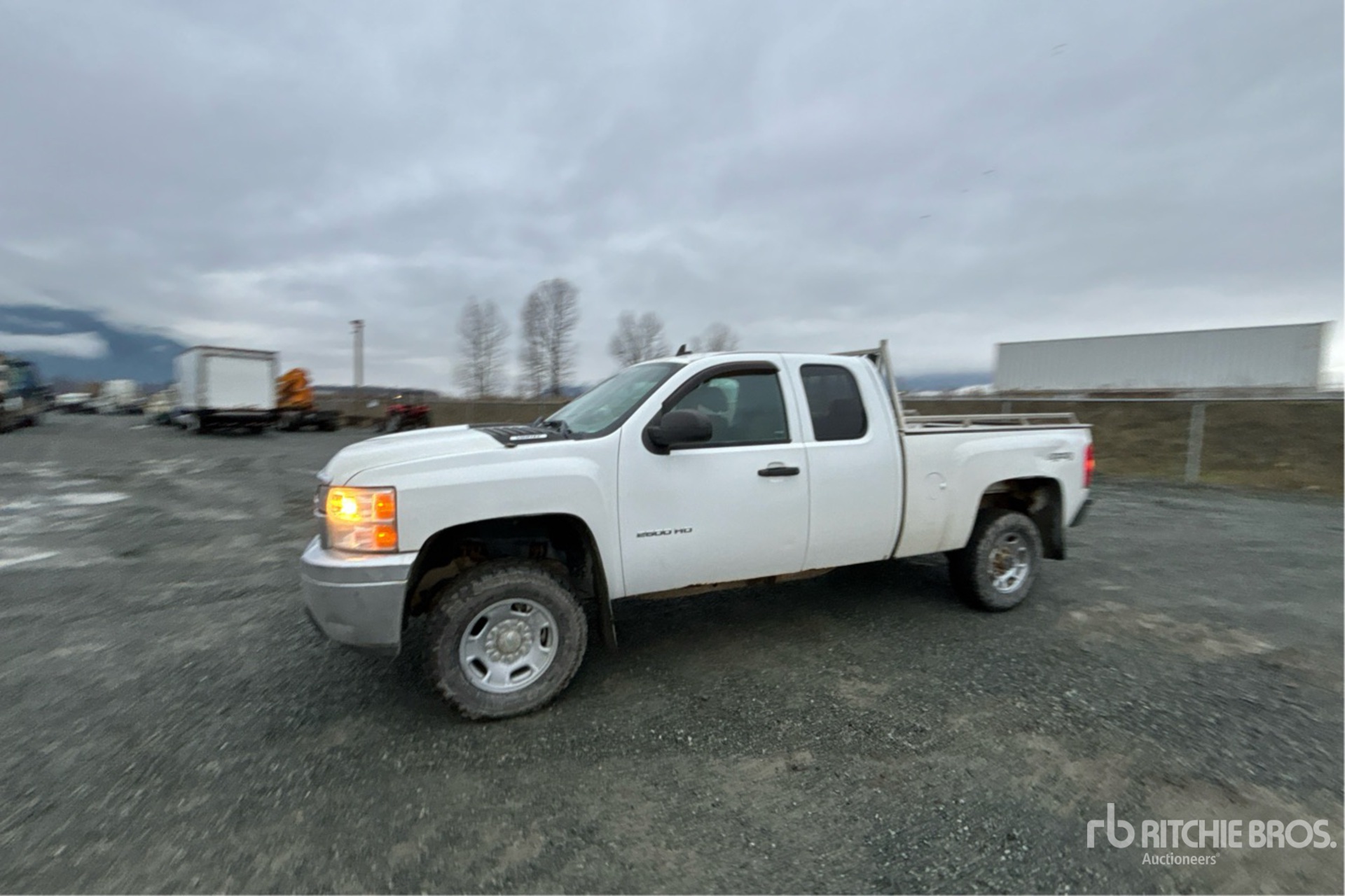 General Appearance with Picture, Left Front Corner