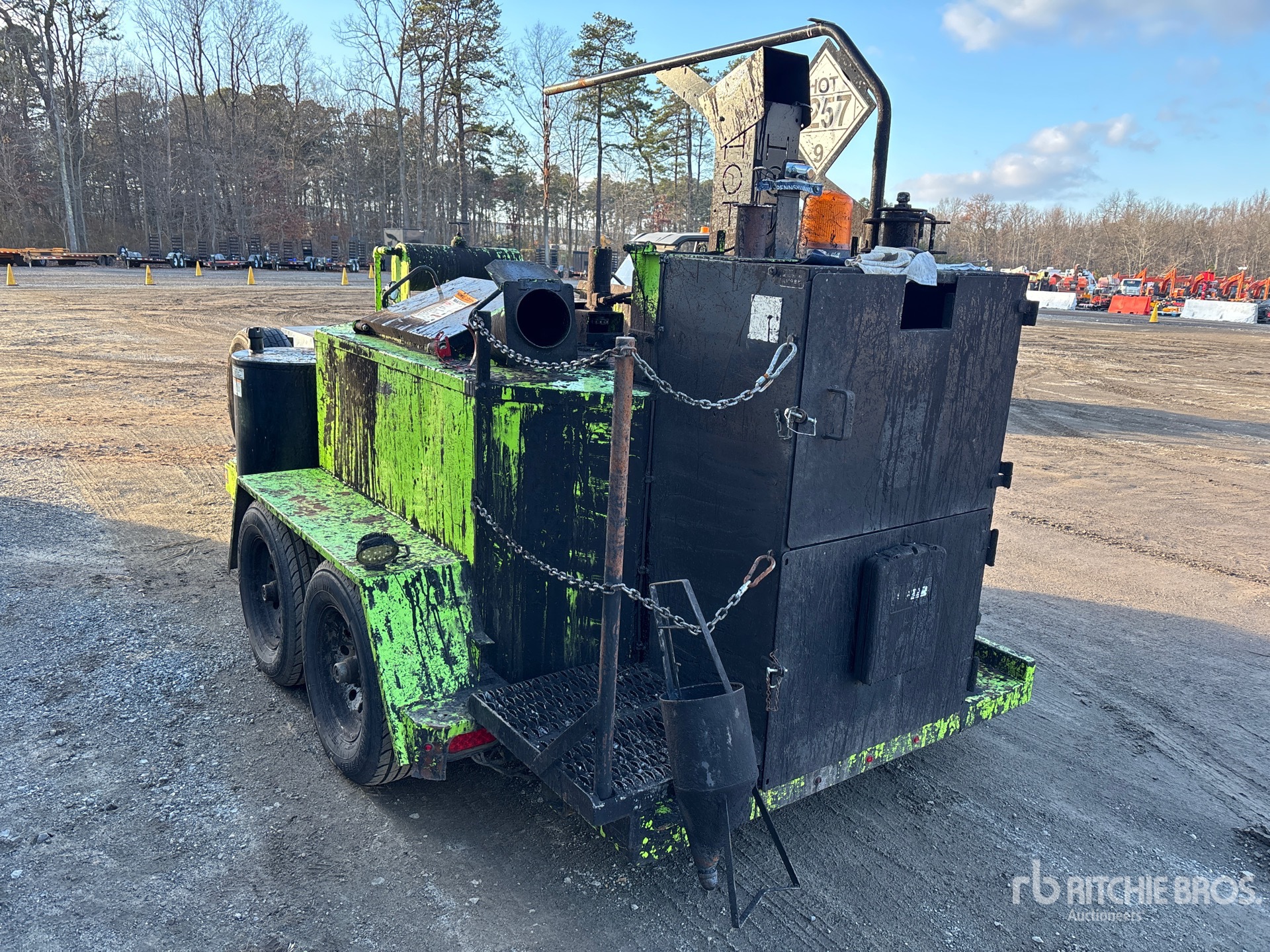 General Appearance with Picture, Left Rear Corner