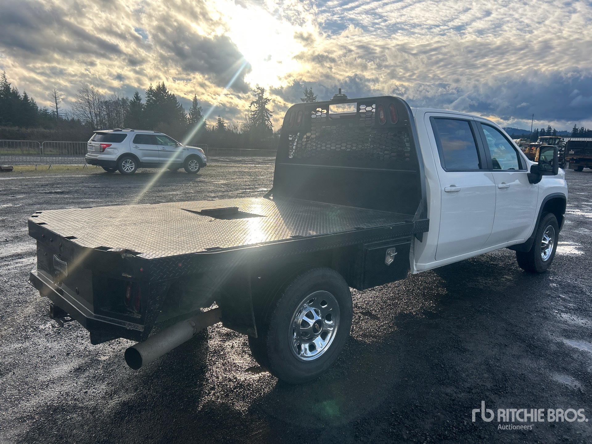 General Appearance with Bild, Ecke hinten rechts