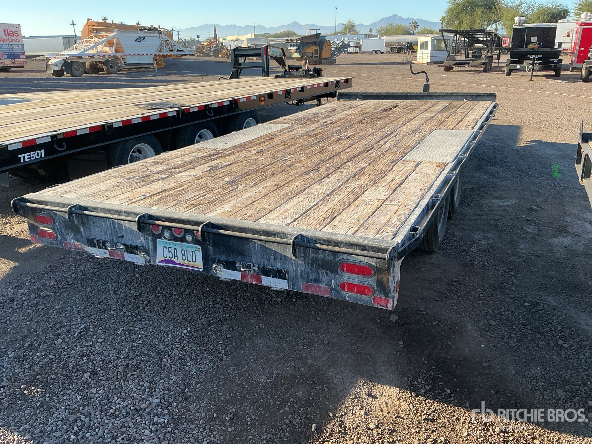 General Appearance with Zdjęcie, prawy dolny róg