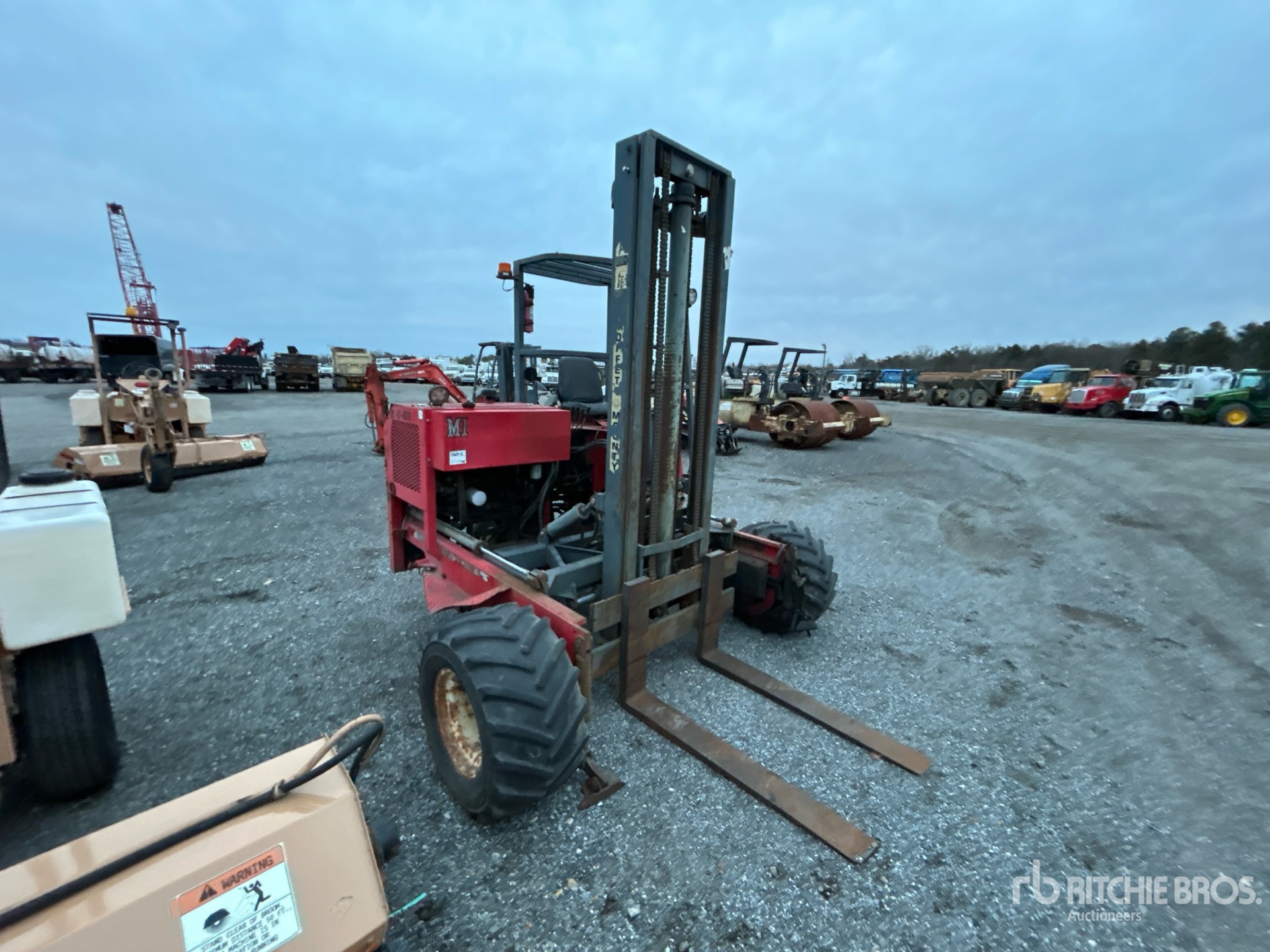 General Appearance with Picture, Right Front Corner