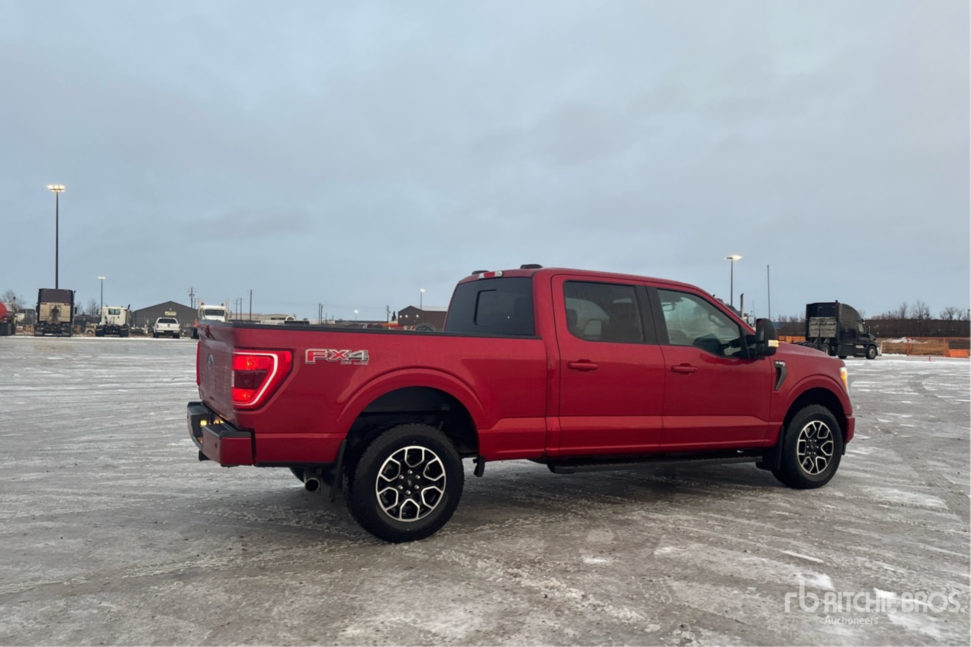 General Appearance with Imagen: esquina trasera derecha