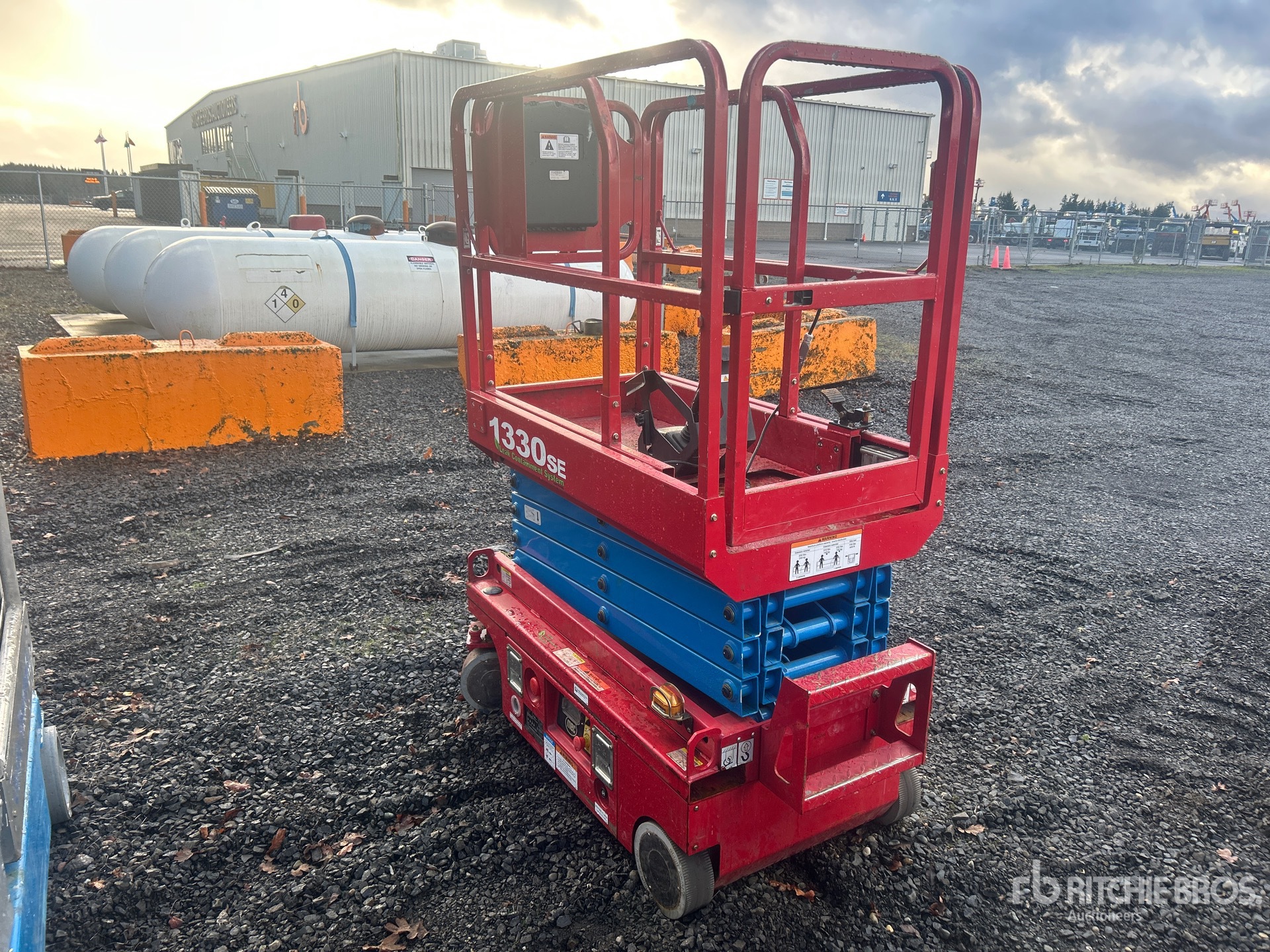 Aspect général with Image, coin arrière gauche