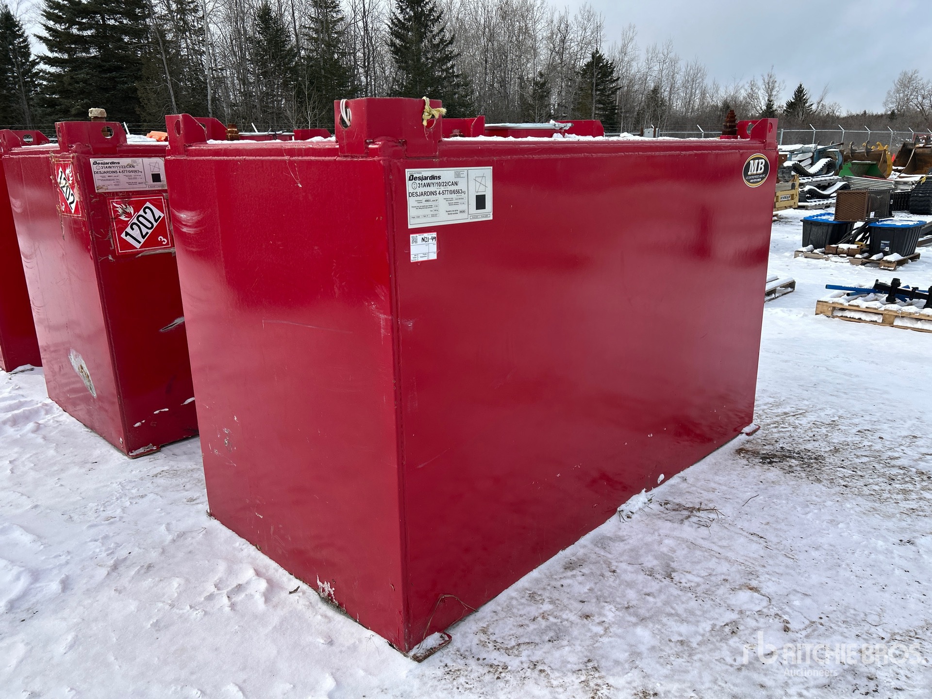 General Appearance with Picture, Right Front Corner