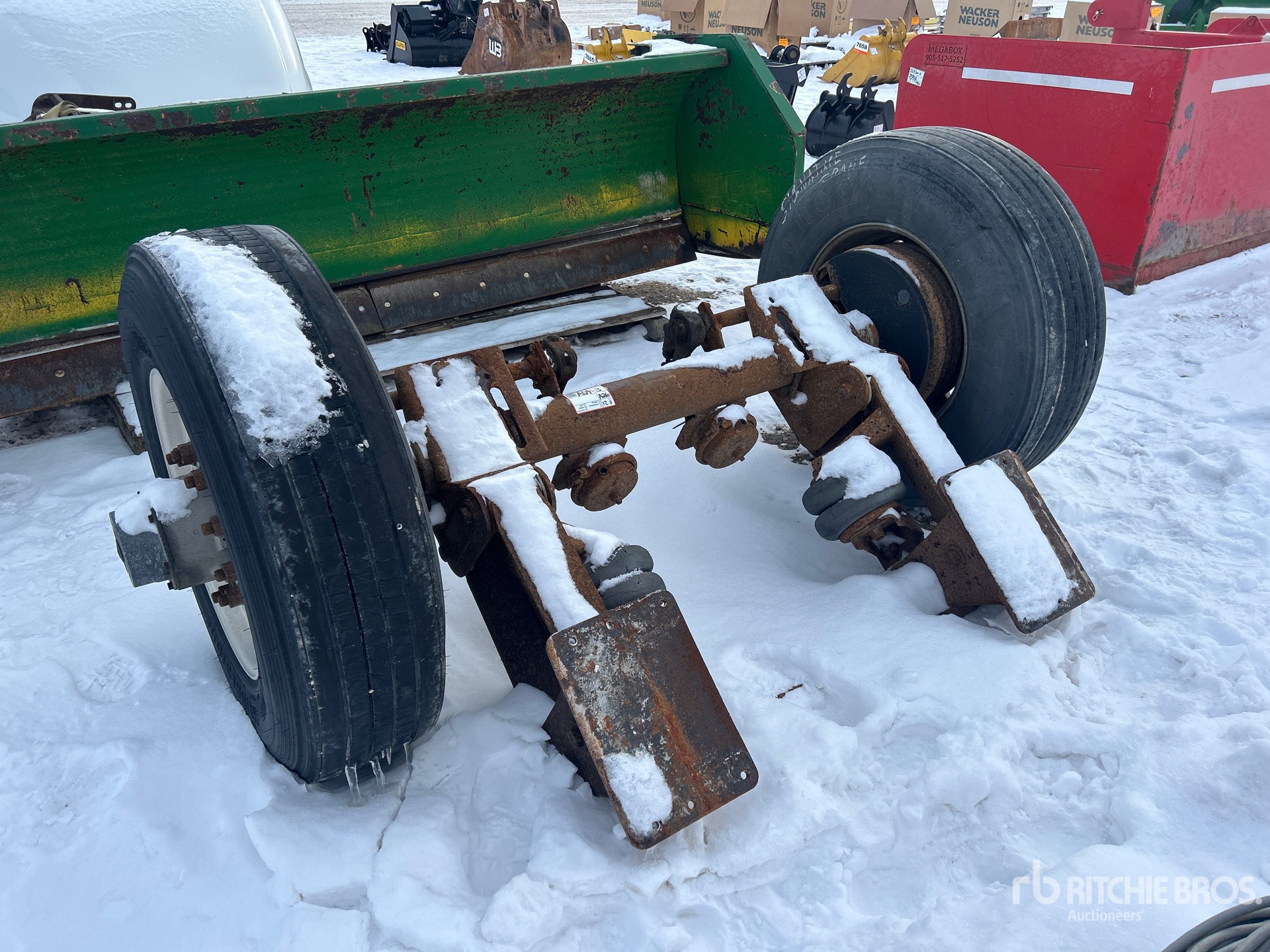 Aspect général with Image, coin arrière gauche