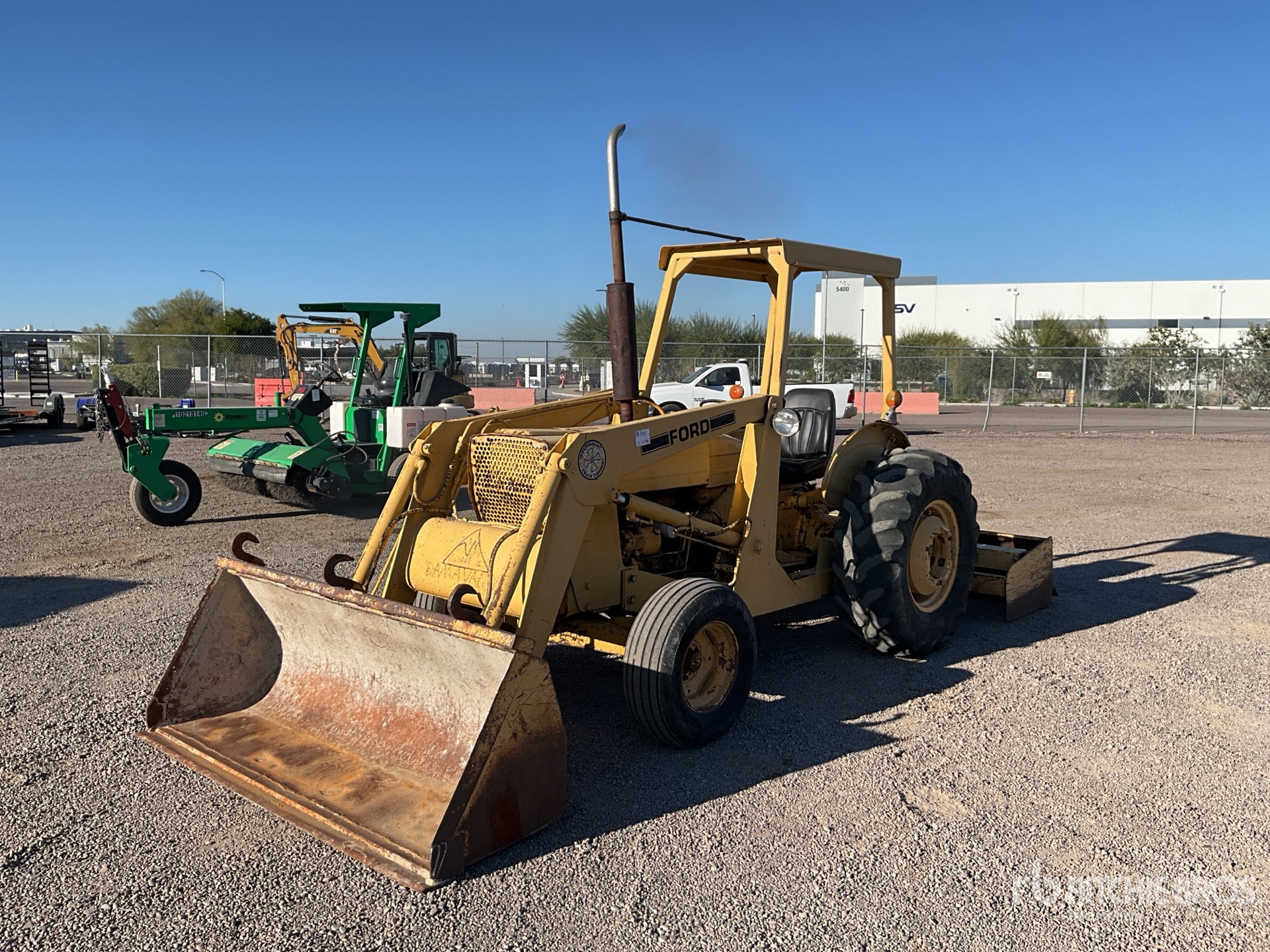 General Appearance with Picture, Left Front Corner