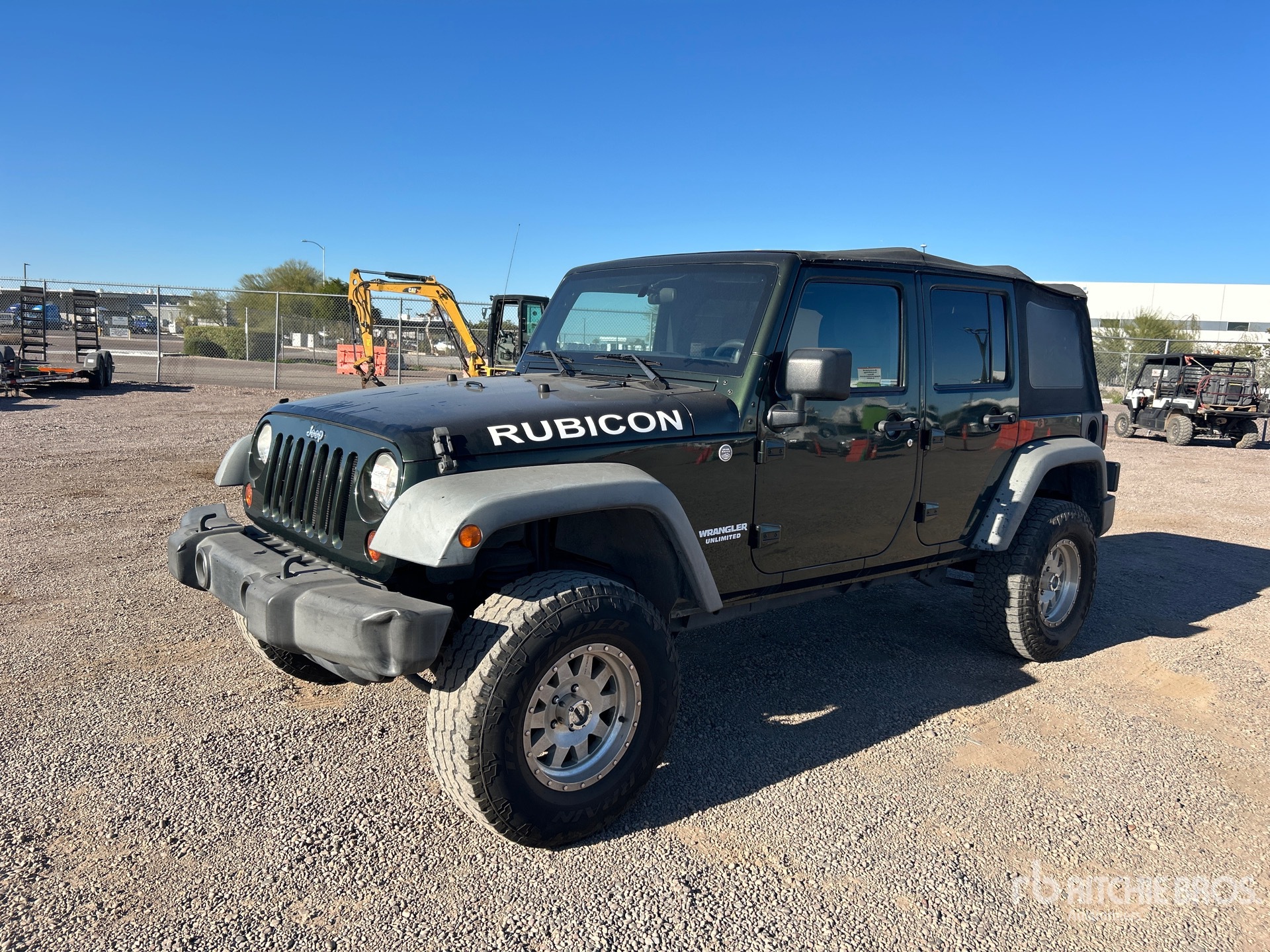 General Appearance with Picture, Left Front Corner