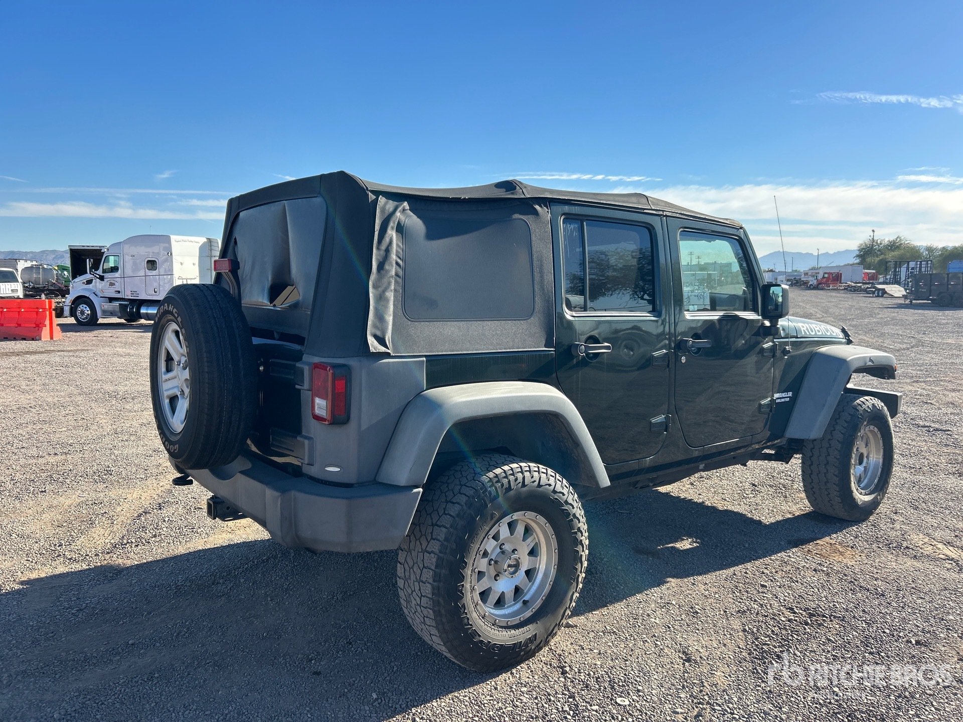 General Appearance with Picture, Right Rear Corner