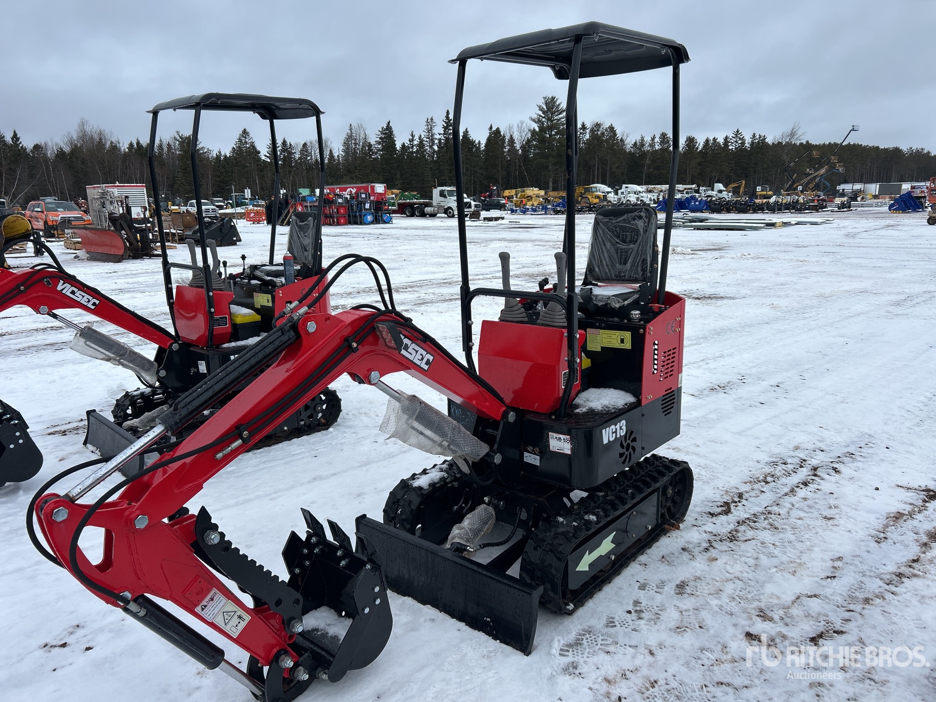 General Appearance with Picture, Left Front Corner