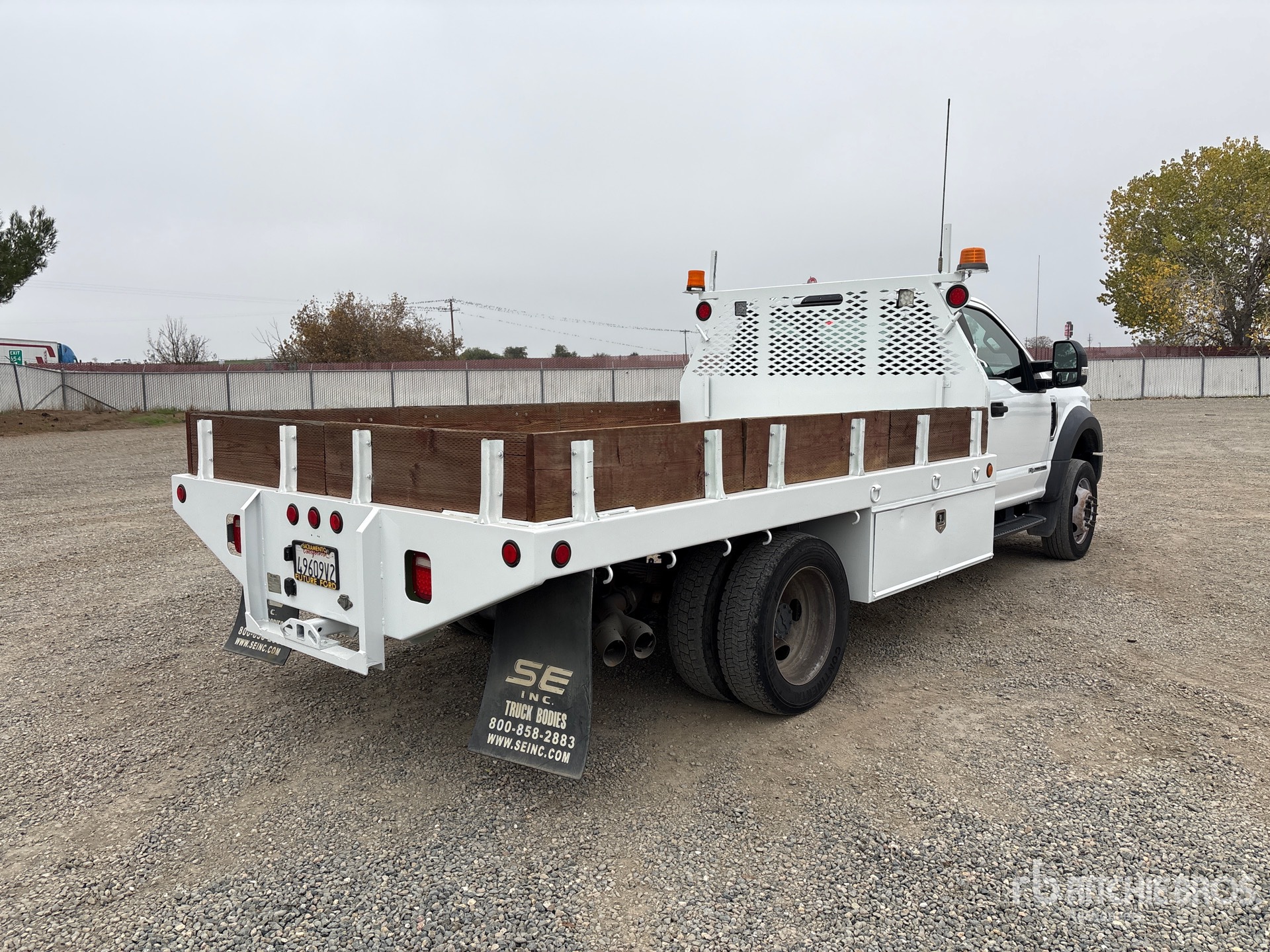 General Appearance with Picture, Right Rear Corner