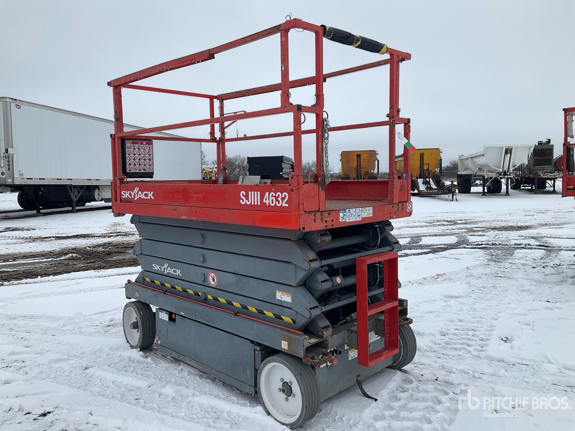 Aspect général with Image, coin arrière gauche