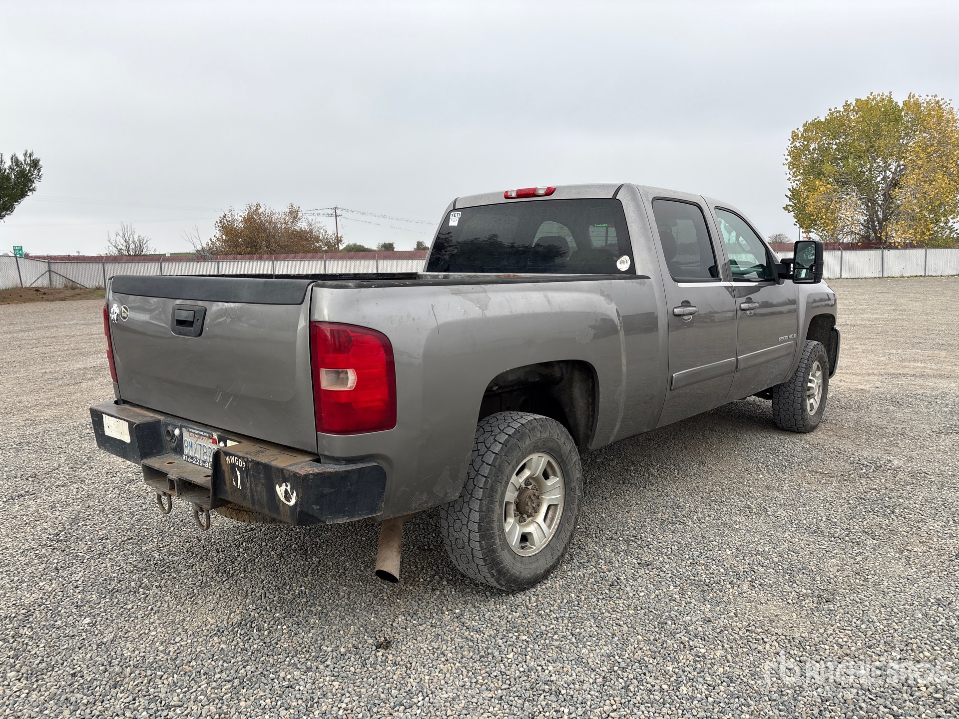 General Appearance with Picture, Right Rear Corner