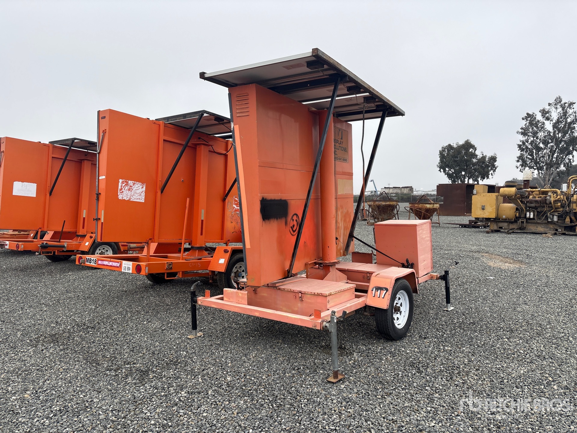 General Appearance with Image, coin arrière droit