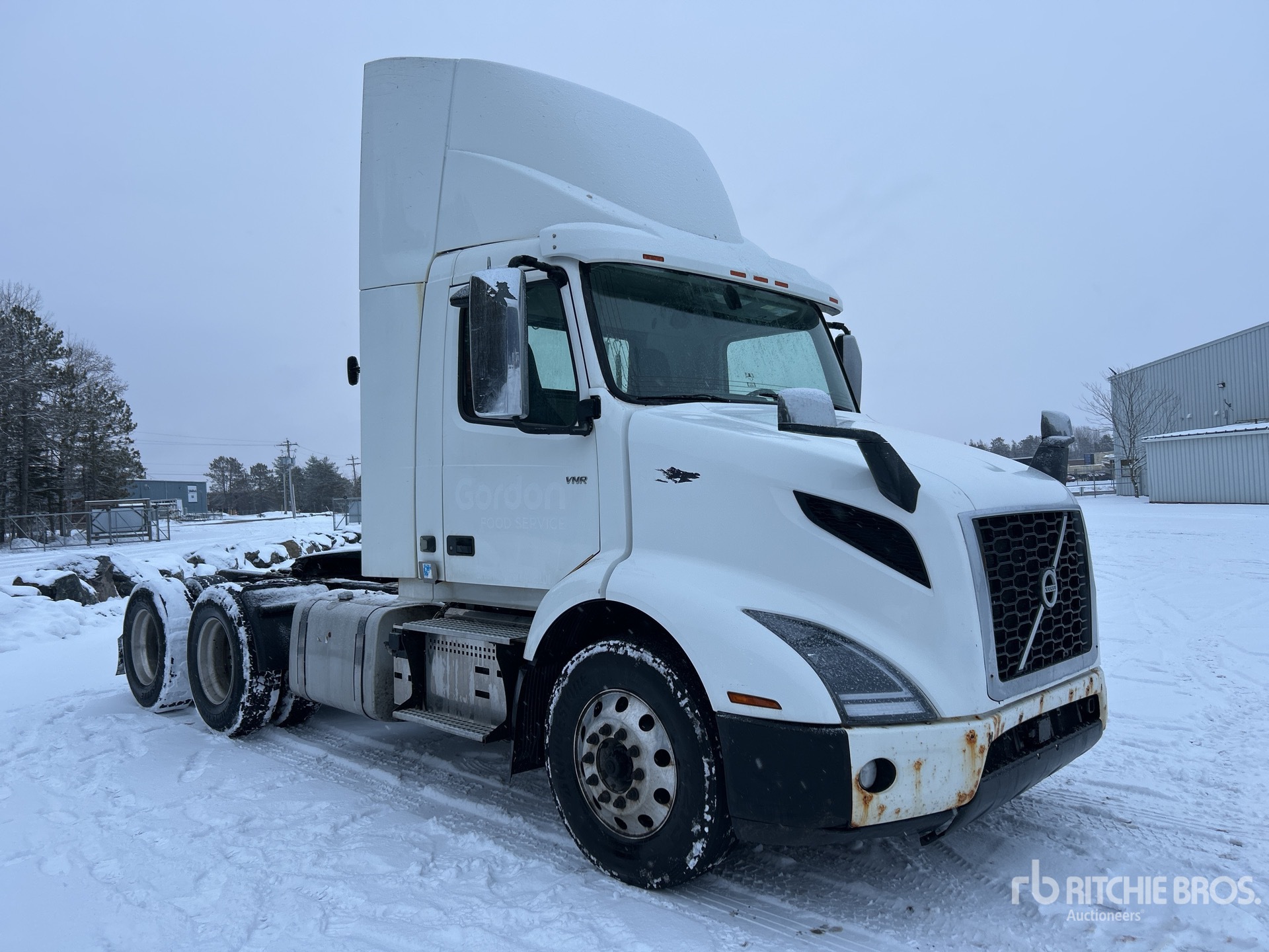 General Appearance with Image, coin avant droit