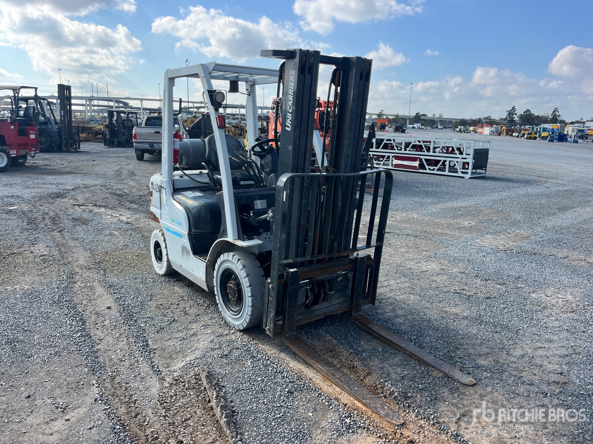 General Appearance with Bild, Ecke vorne rechts