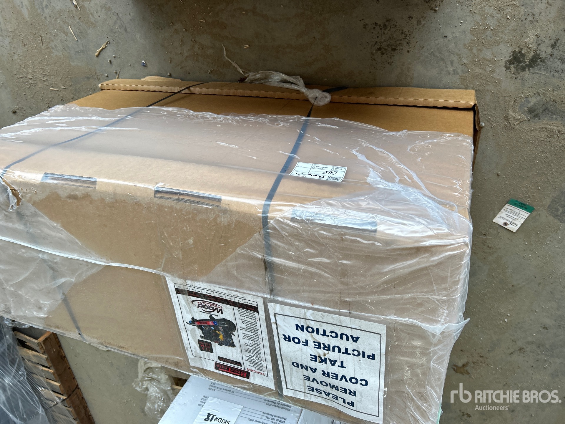 Aspect général with Image, coin avant gauche