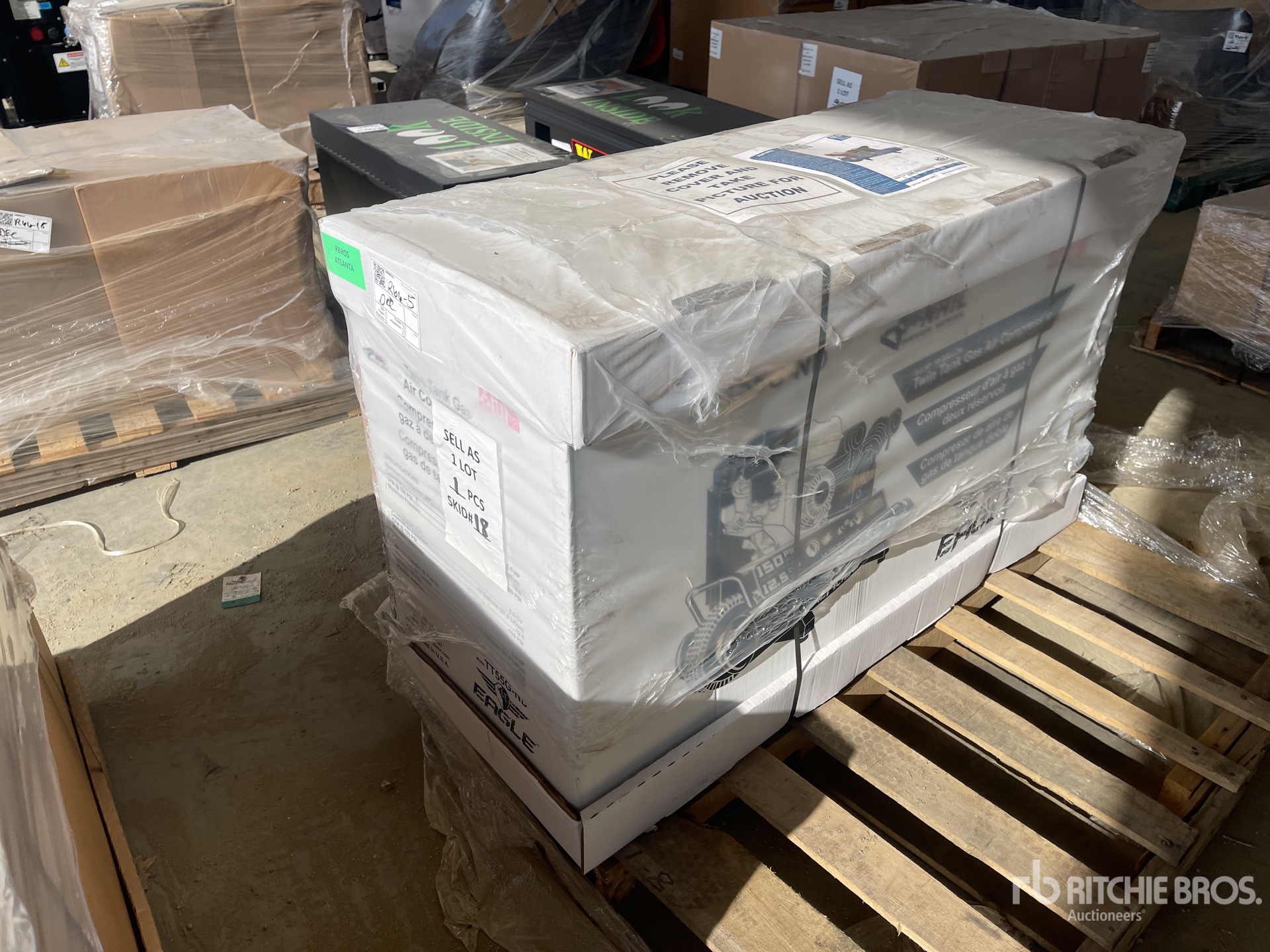 General Appearance with Picture, Right Front Corner