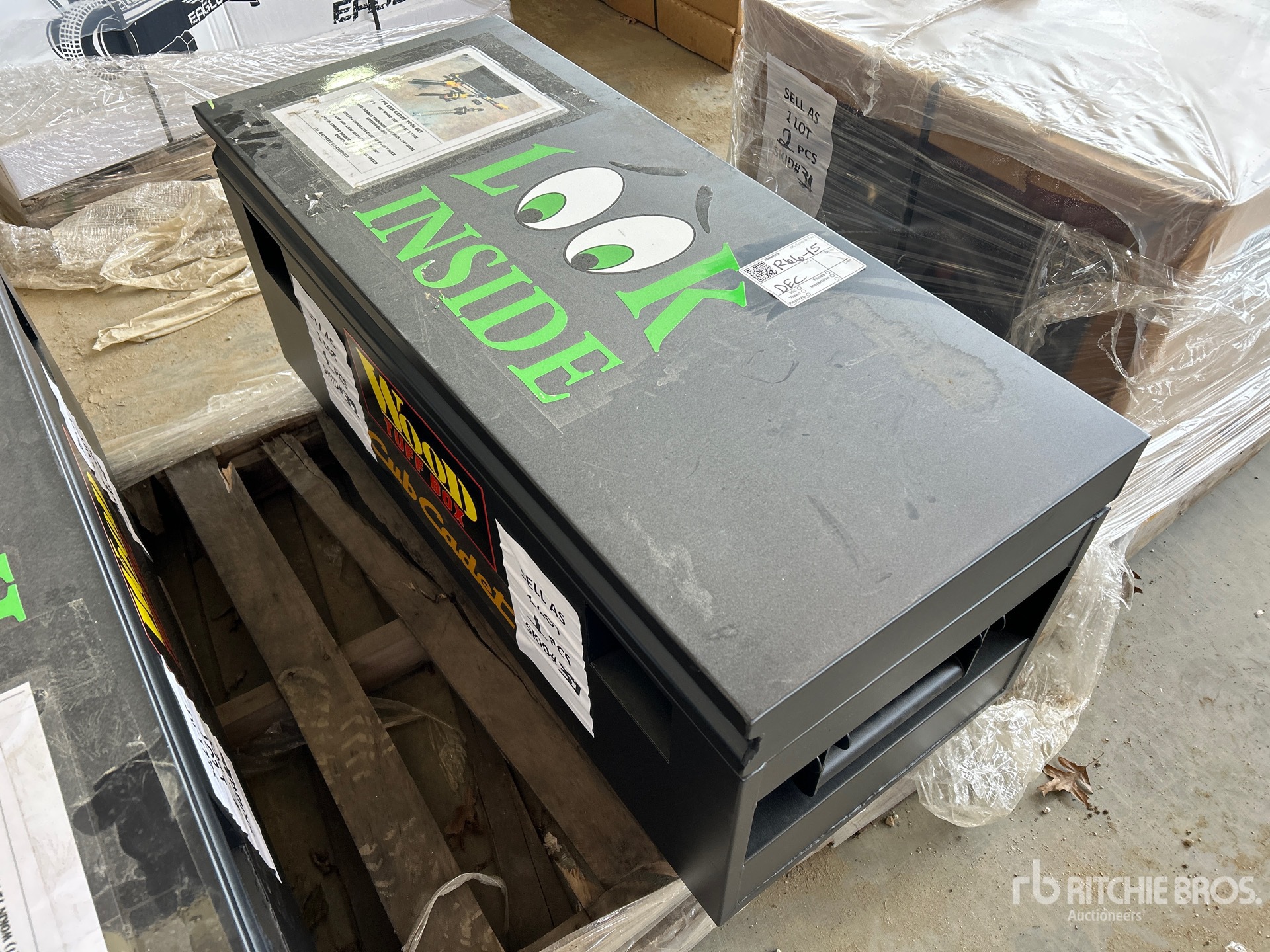 General Appearance with Image, coin arrière droit