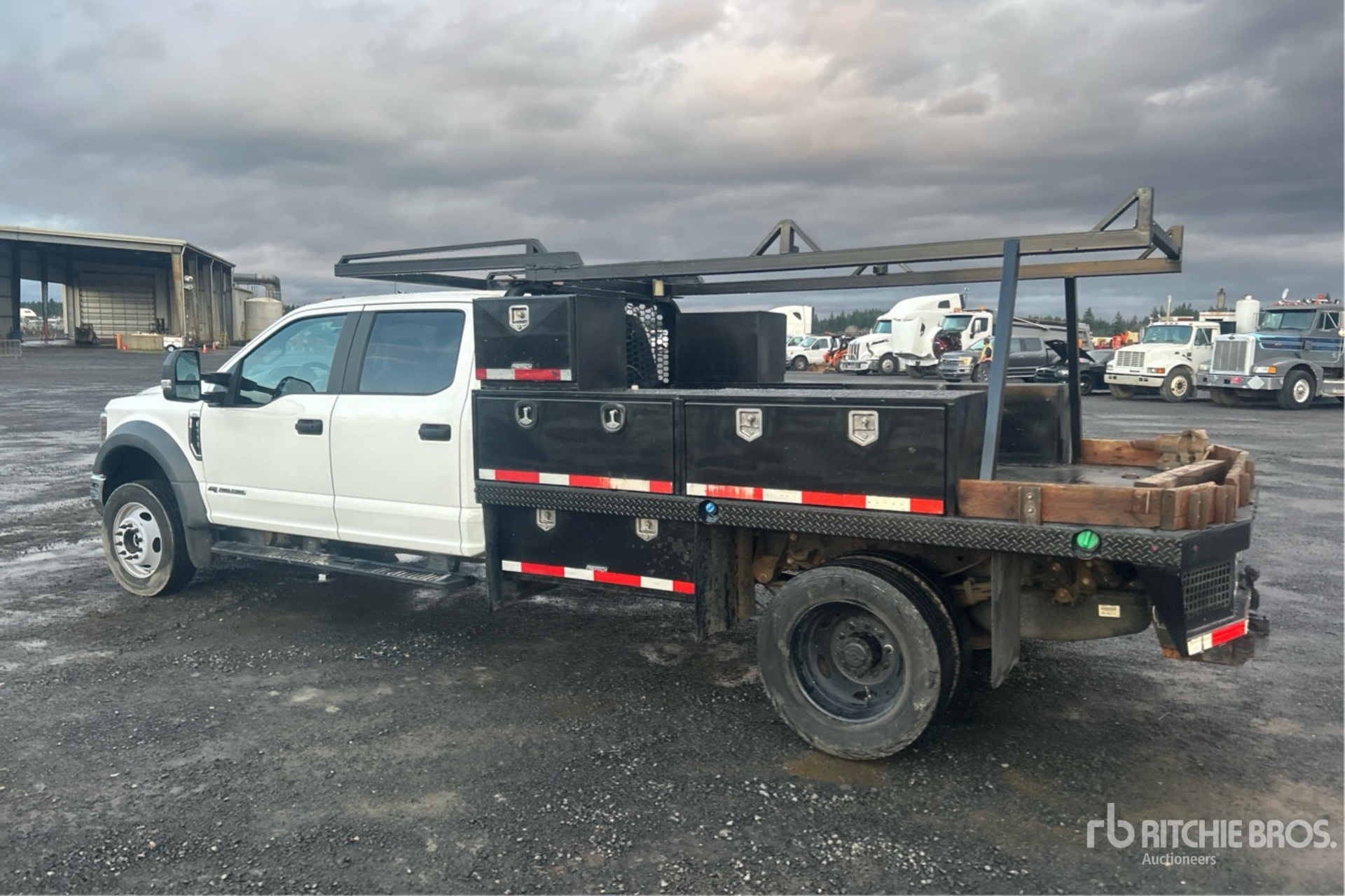 General Appearance with Picture, Left Rear Corner