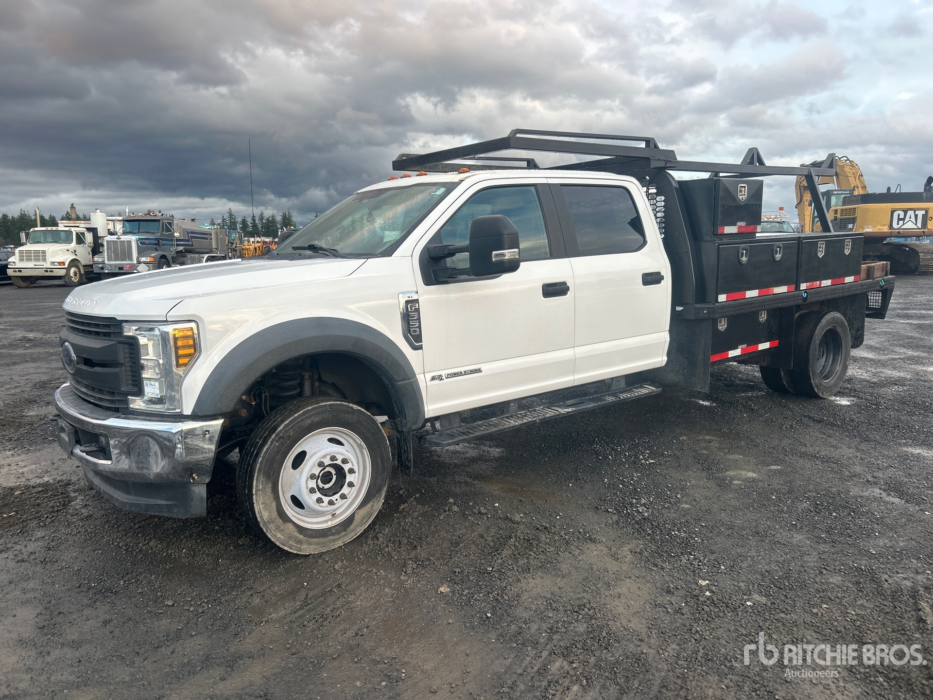 General Appearance with Bild, Ecke vorne links