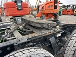 4 Underbody - Truck with 